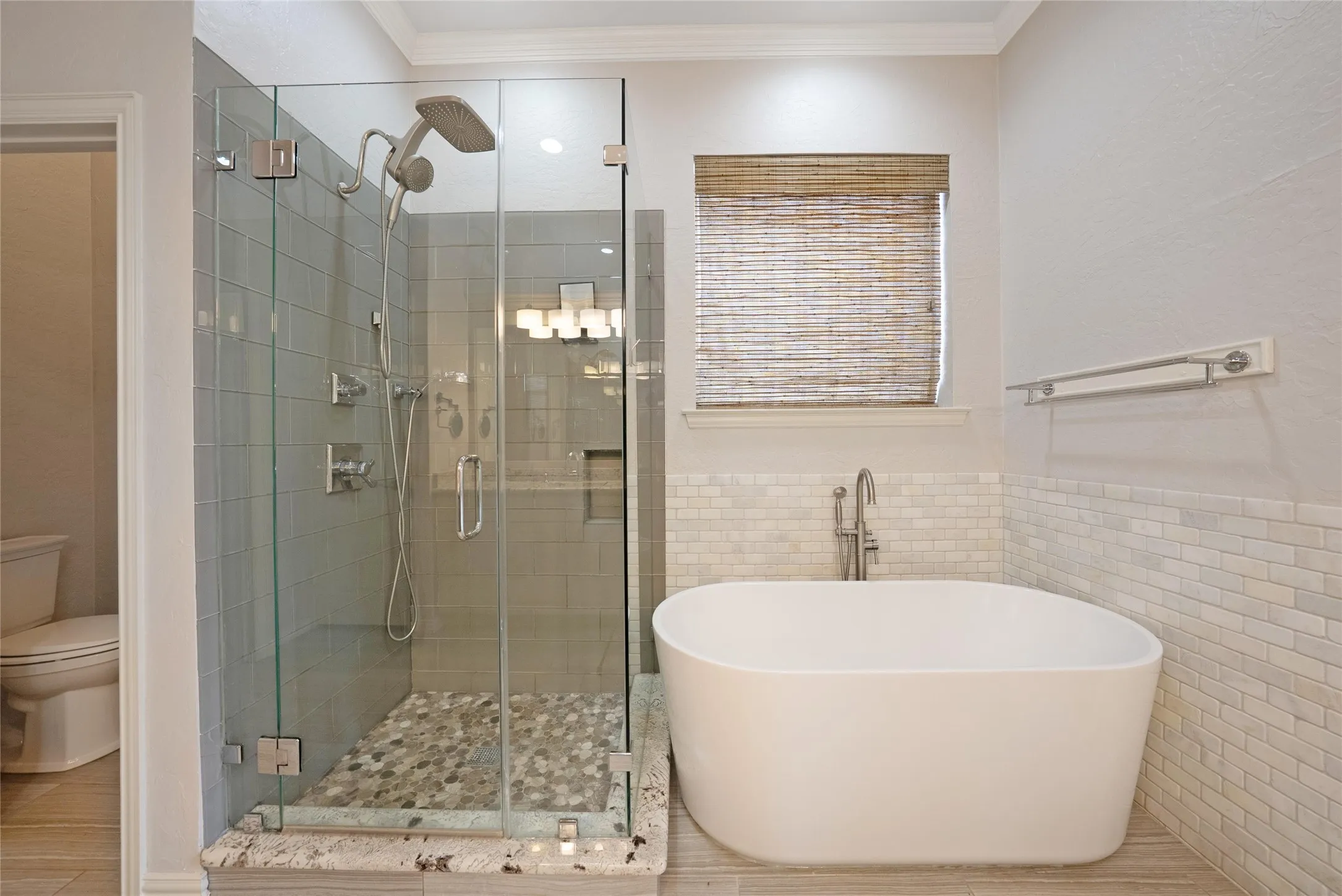 Single Family Residence For Sale in Denton County , 1728 Sandstone Drive, Frisco, Texas 75034, 6 Bedroom, 5 Bathroom, 3 Garage spaces, 4,637 Sqft, built in 2004, mls#21299015, Real Estate Agent in Frisco, Homes For Sale in Denton county, Homes For Sale in Frisco, Realtor in Frisco Texas, Real Estate Brokerage Independent Realty Texas, Luminita Cordes Realtor