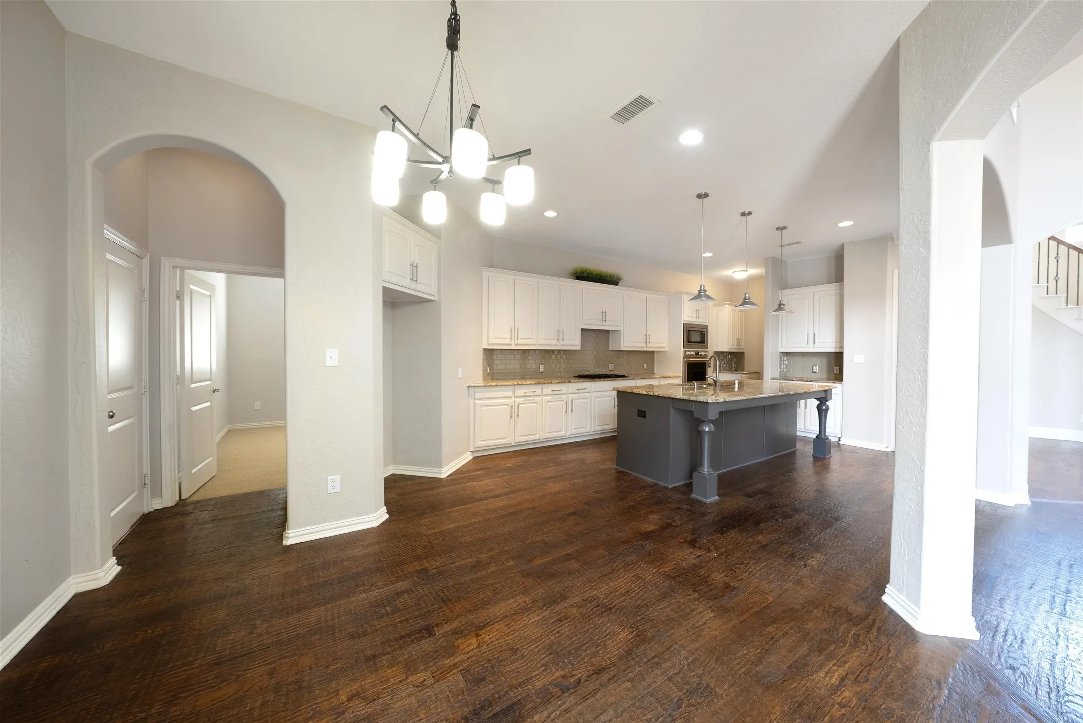 Single Family Residence For Sale in Denton County , 1728 Sandstone Drive, Frisco, Texas 75034, 6 Bedroom, 5 Bathroom, 3 Garage spaces, 4,637 Sqft, built in 2004, mls#21299015, Real Estate Agent in Frisco, Homes For Sale in Denton county, Homes For Sale in Frisco, Realtor in Frisco Texas, Real Estate Brokerage Independent Realty Texas, Luminita Cordes Realtor
