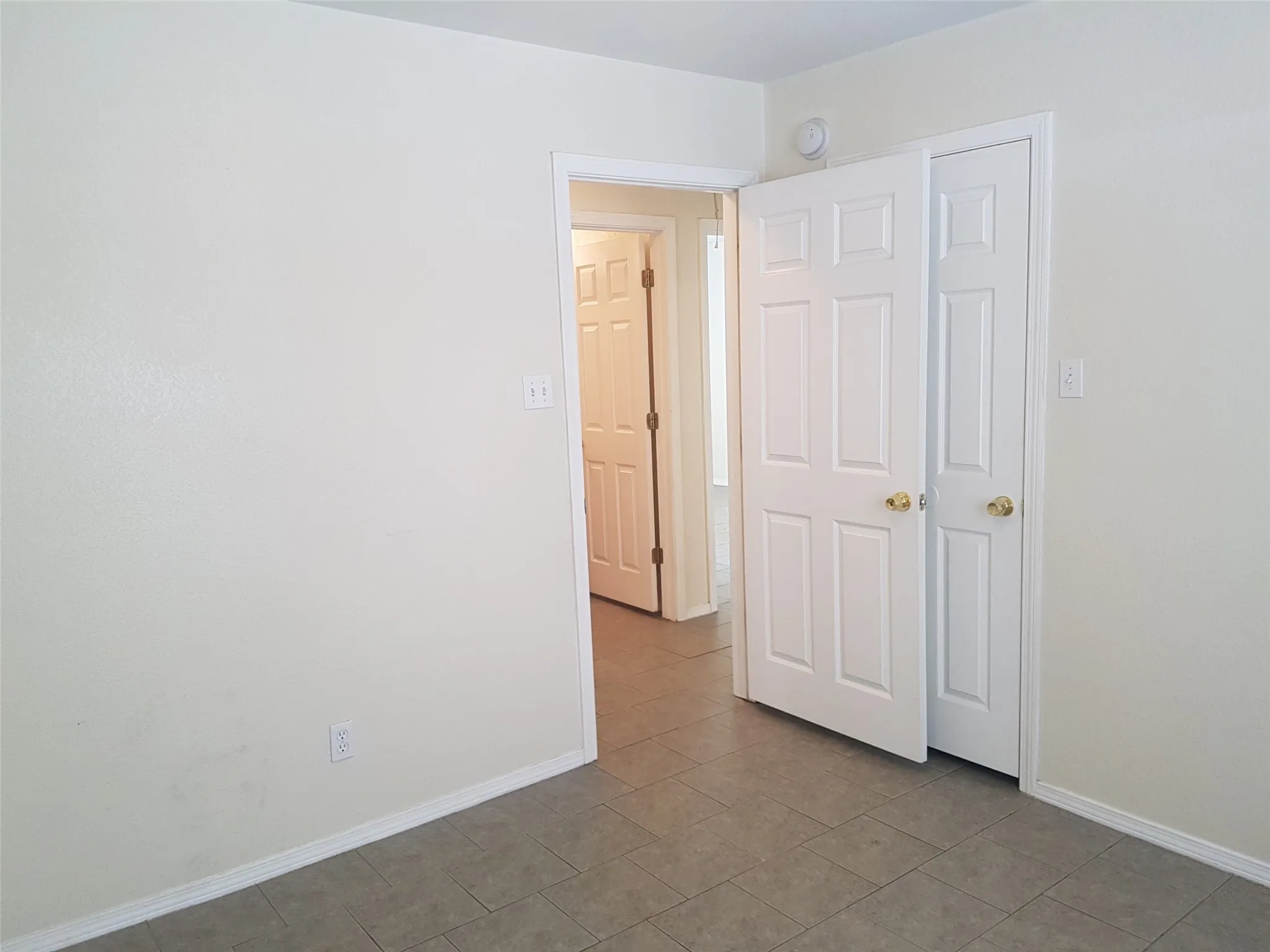 Duplex For Sale in Parker County , 225 Blue Bell Court, Weatherford, Texas 76088, 6 Bedroom, 4 Bathroom, Garage spaces, 0 Sqft, built in 1975, mls#21299150, Real Estate Agent in Weatherford, Homes For Sale in Parker county, Homes For Sale in Weatherford, Realtor in Weatherford Texas, Real Estate Brokerage Independent Realty Texas, Luminita Cordes Realtor