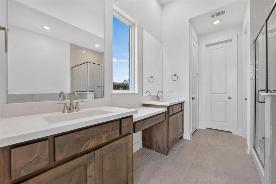 Single Family Residence For Sale in Tarrant County , 1609 Buscot Lane, Fort Worth, Texas 76052, 4 Bedroom, 3 Bathroom, 2 Garage spaces, 2,305 Sqft, built in 2026, mls#21299134, Real Estate Agent in Fort Worth, Homes For Sale in Tarrant county, Homes For Sale in Fort Worth, Realtor in Fort Worth Texas, Real Estate Brokerage Independent Realty Texas, Luminita Cordes Realtor