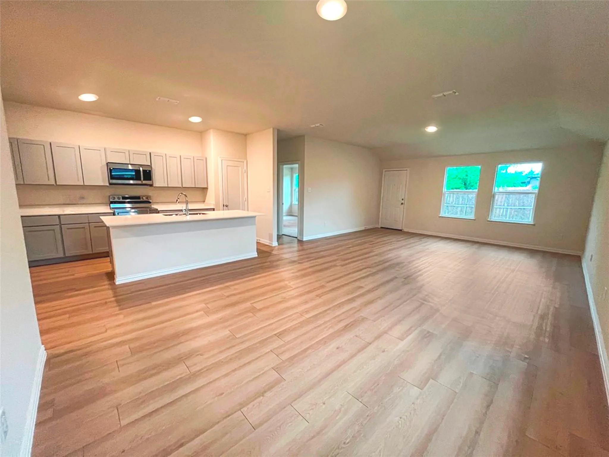Single Family Residence For Sale in Hunt County , 102 Doma Avenue, Greenville, Texas 75402, 4 Bedroom, 2 Bathroom, 2 Garage spaces, 1,788 Sqft, built in 2024, mls#21298681, Real Estate Agent in Greenville, Homes For Sale in Hunt county, Homes For Sale in Greenville, Realtor in Greenville Texas, Real Estate Brokerage Independent Realty Texas, Luminita Cordes Realtor