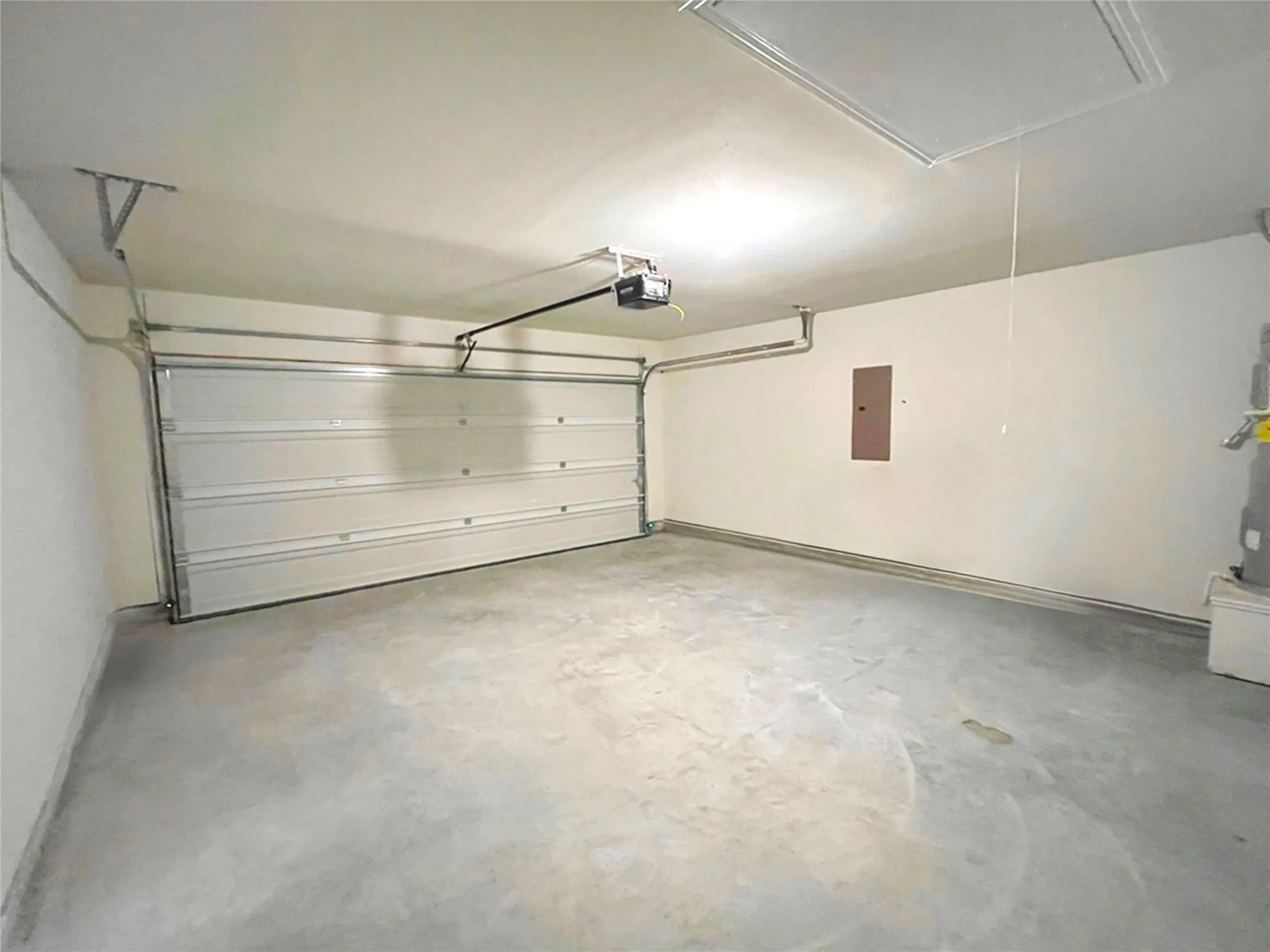 Single Family Residence For Sale in Hunt County , 102 Doma Avenue, Greenville, Texas 75402, 4 Bedroom, 2 Bathroom, 2 Garage spaces, 1,788 Sqft, built in 2024, mls#21298681, Real Estate Agent in Greenville, Homes For Sale in Hunt county, Homes For Sale in Greenville, Realtor in Greenville Texas, Real Estate Brokerage Independent Realty Texas, Luminita Cordes Realtor
