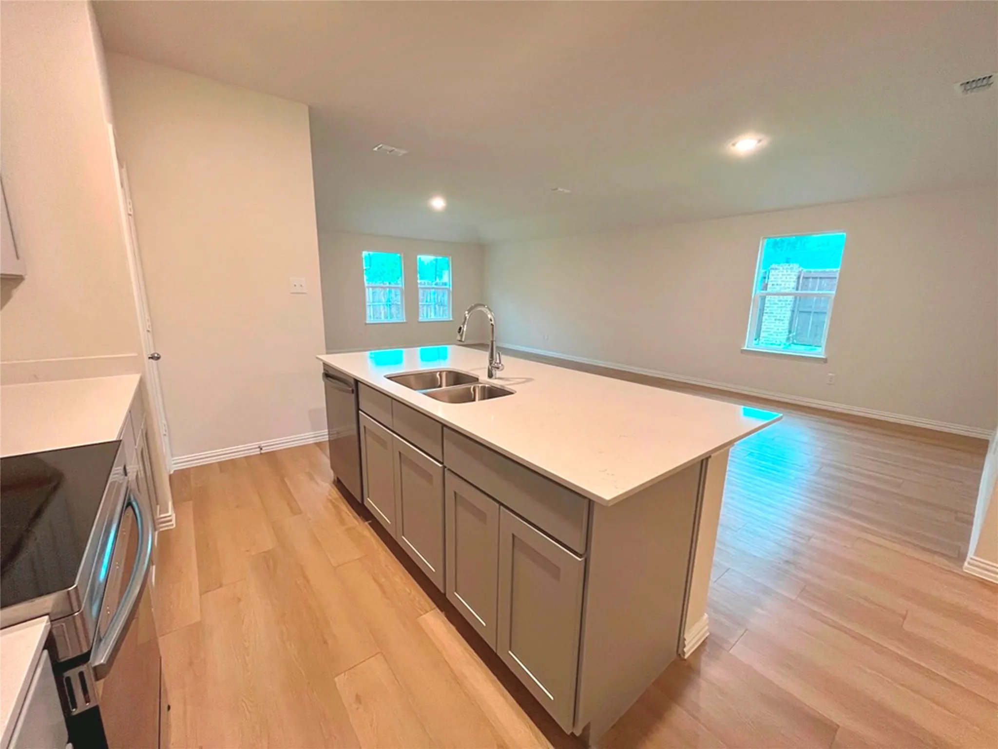 Single Family Residence For Sale in Hunt County , 102 Doma Avenue, Greenville, Texas 75402, 4 Bedroom, 2 Bathroom, 2 Garage spaces, 1,788 Sqft, built in 2024, mls#21298681, Real Estate Agent in Greenville, Homes For Sale in Hunt county, Homes For Sale in Greenville, Realtor in Greenville Texas, Real Estate Brokerage Independent Realty Texas, Luminita Cordes Realtor