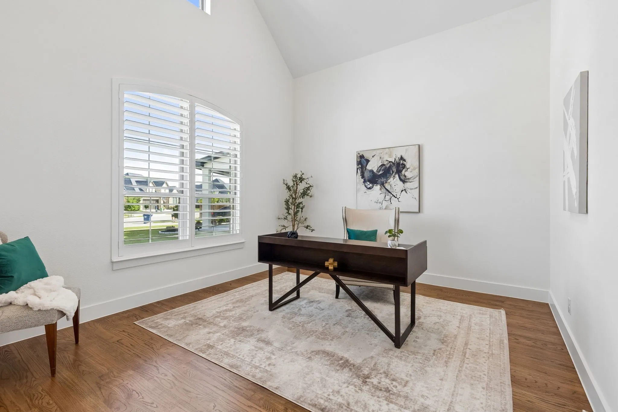 Single Family Residence For Sale in Collin County , 3300 Crescent Lane, Celina, Texas 75009, 3 Bedroom, 4 Bathroom, 3 Garage spaces, 3,818 Sqft, built in 2023, mls#21298865, Real Estate Agent in Celina, Homes For Sale in Collin county, Homes For Sale in Celina, Realtor in Celina Texas, Real Estate Brokerage Independent Realty Texas, Luminita Cordes Realtor