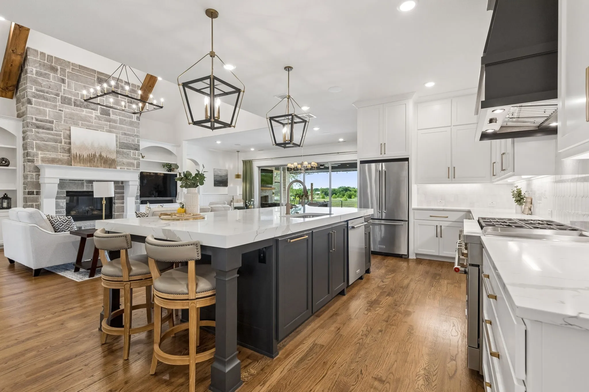 Single Family Residence For Sale in Collin County , 3300 Crescent Lane, Celina, Texas 75009, 3 Bedroom, 4 Bathroom, 3 Garage spaces, 3,818 Sqft, built in 2023, mls#21298865, Real Estate Agent in Celina, Homes For Sale in Collin county, Homes For Sale in Celina, Realtor in Celina Texas, Real Estate Brokerage Independent Realty Texas, Luminita Cordes Realtor