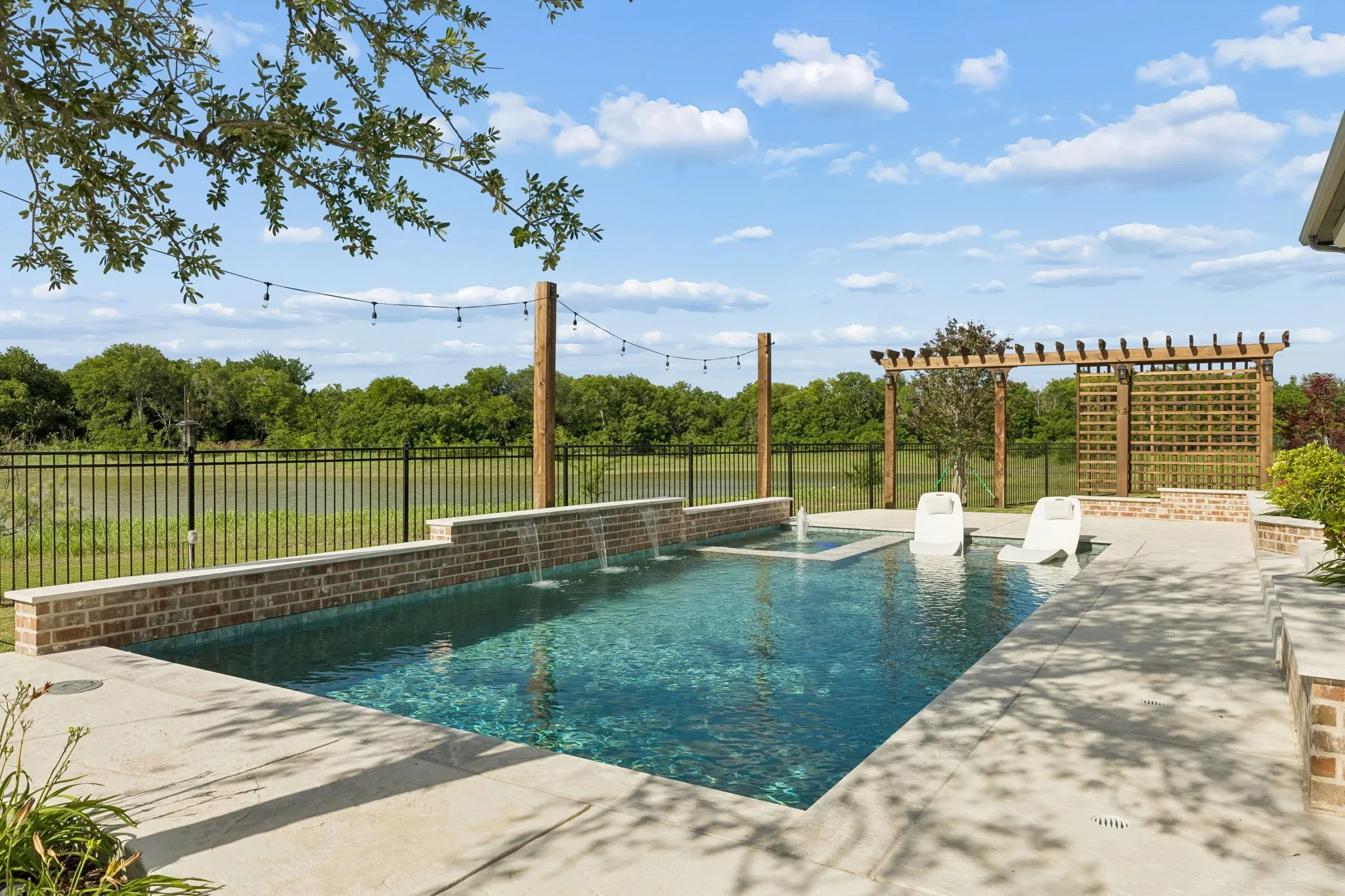 Single Family Residence For Sale in Collin County , 3300 Crescent Lane, Celina, Texas 75009, 3 Bedroom, 4 Bathroom, 3 Garage spaces, 3,818 Sqft, built in 2023, mls#21298865, Real Estate Agent in Celina, Homes For Sale in Collin county, Homes For Sale in Celina, Realtor in Celina Texas, Real Estate Brokerage Independent Realty Texas, Luminita Cordes Realtor