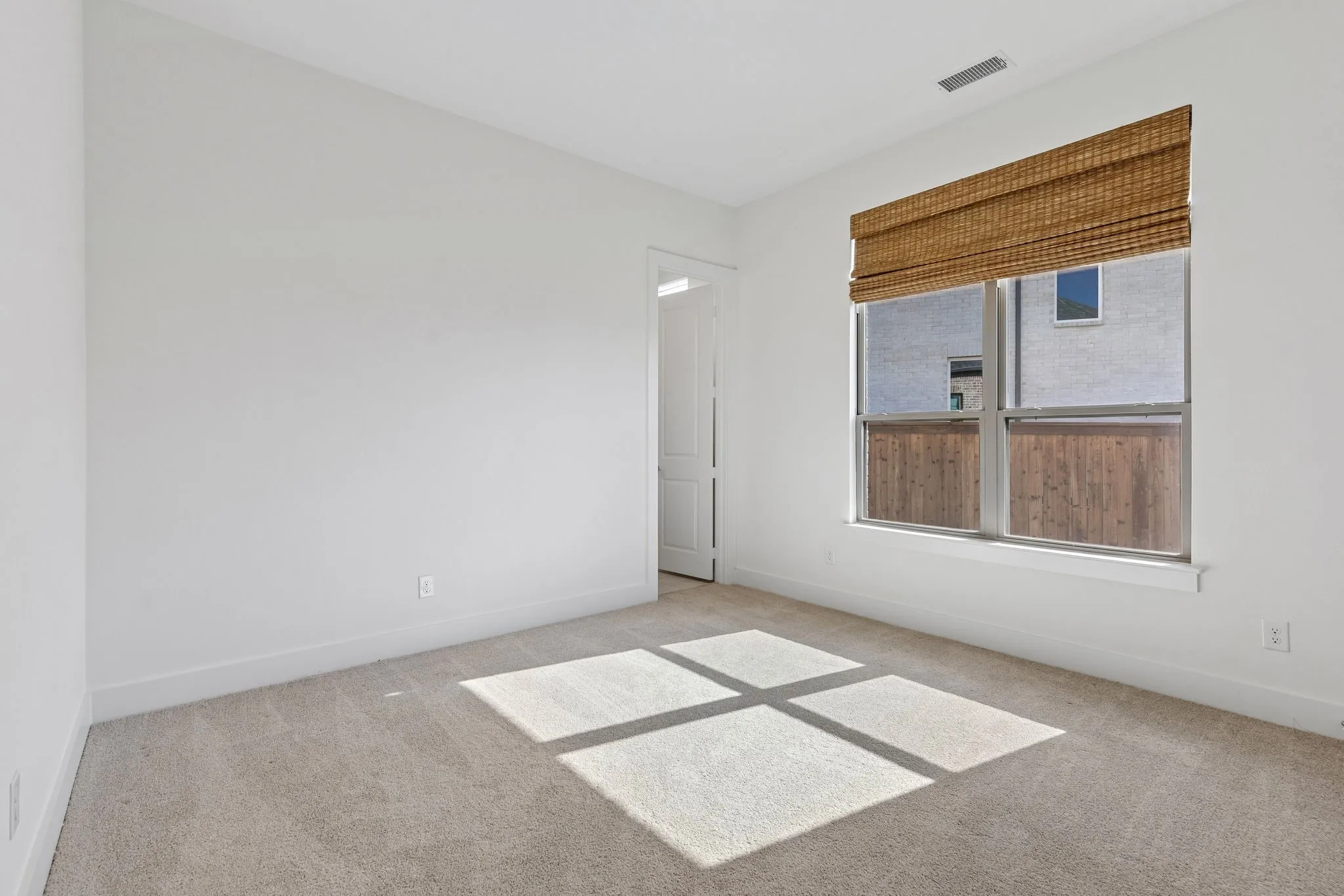 Single Family Residence For Sale in Collin County , 3300 Crescent Lane, Celina, Texas 75009, 3 Bedroom, 4 Bathroom, 3 Garage spaces, 3,818 Sqft, built in 2023, mls#21298865, Real Estate Agent in Celina, Homes For Sale in Collin county, Homes For Sale in Celina, Realtor in Celina Texas, Real Estate Brokerage Independent Realty Texas, Luminita Cordes Realtor