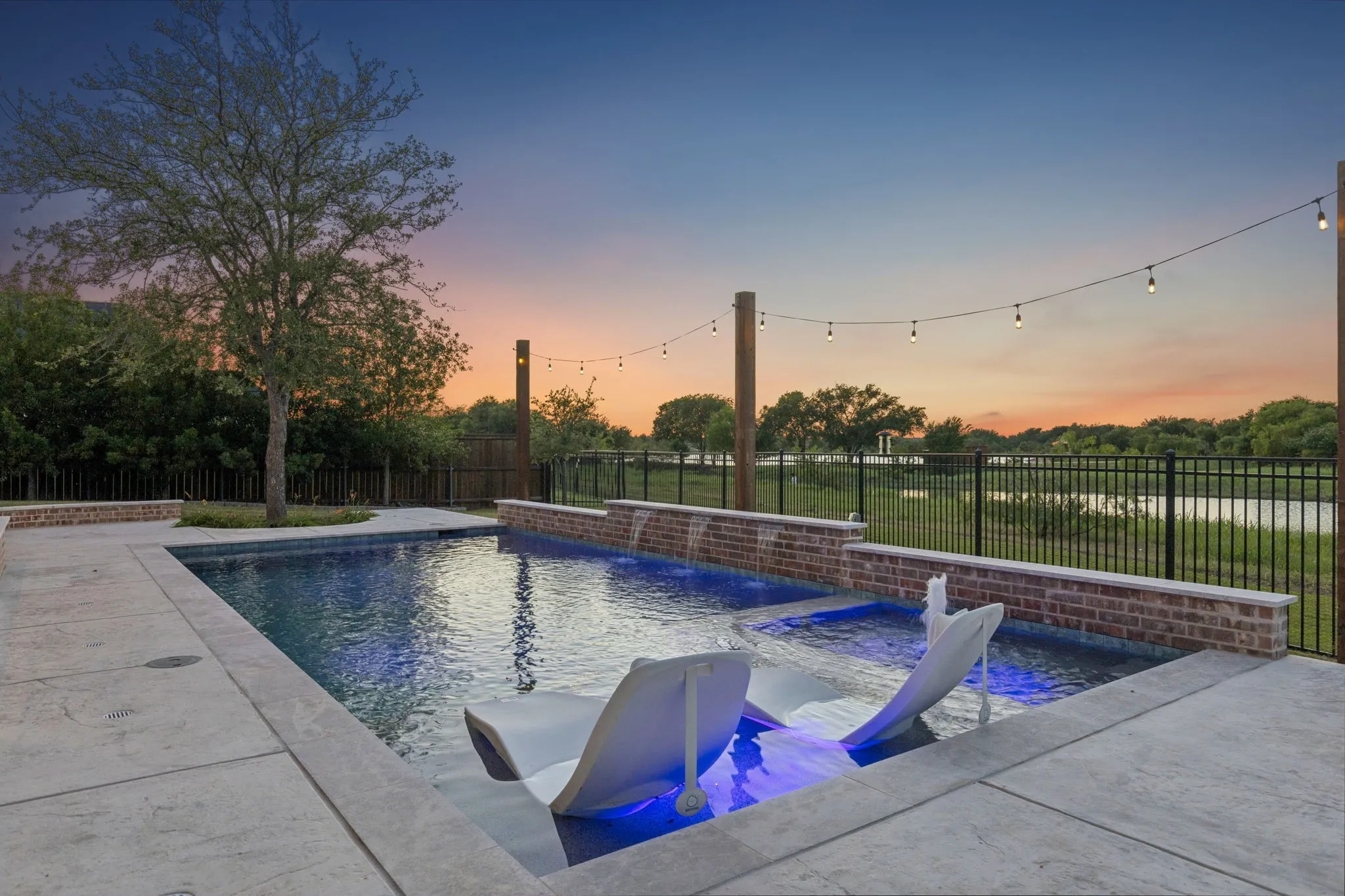 Single Family Residence For Sale in Collin County , 3300 Crescent Lane, Celina, Texas 75009, 3 Bedroom, 4 Bathroom, 3 Garage spaces, 3,818 Sqft, built in 2023, mls#21298865, Real Estate Agent in Celina, Homes For Sale in Collin county, Homes For Sale in Celina, Realtor in Celina Texas, Real Estate Brokerage Independent Realty Texas, Luminita Cordes Realtor