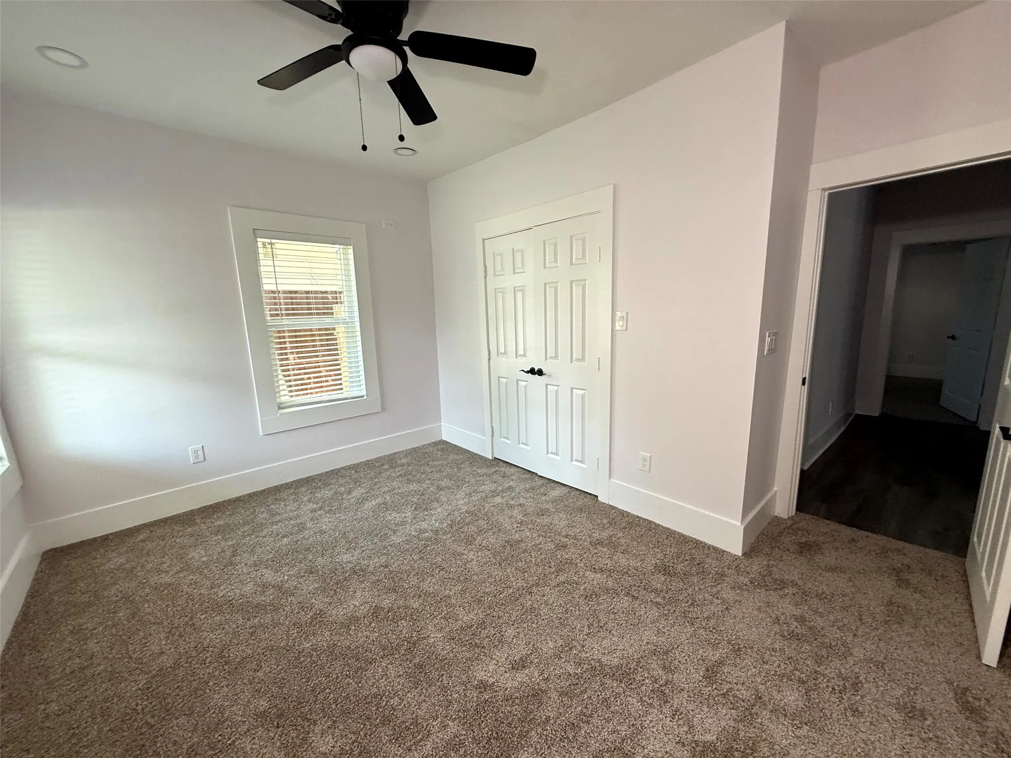 Single Family Residence For Sale in Dallas County , 2502 W Lovers Lane, Dallas, Texas 75235, 4 Bedroom, 2 Bathroom, Garage spaces, 1,706 Sqft, built in 1923, mls#21298942, Real Estate Agent in Dallas, Homes For Sale in Dallas county, Homes For Sale in Dallas, Realtor in Dallas Texas, Real Estate Brokerage Independent Realty Texas, Luminita Cordes Realtor