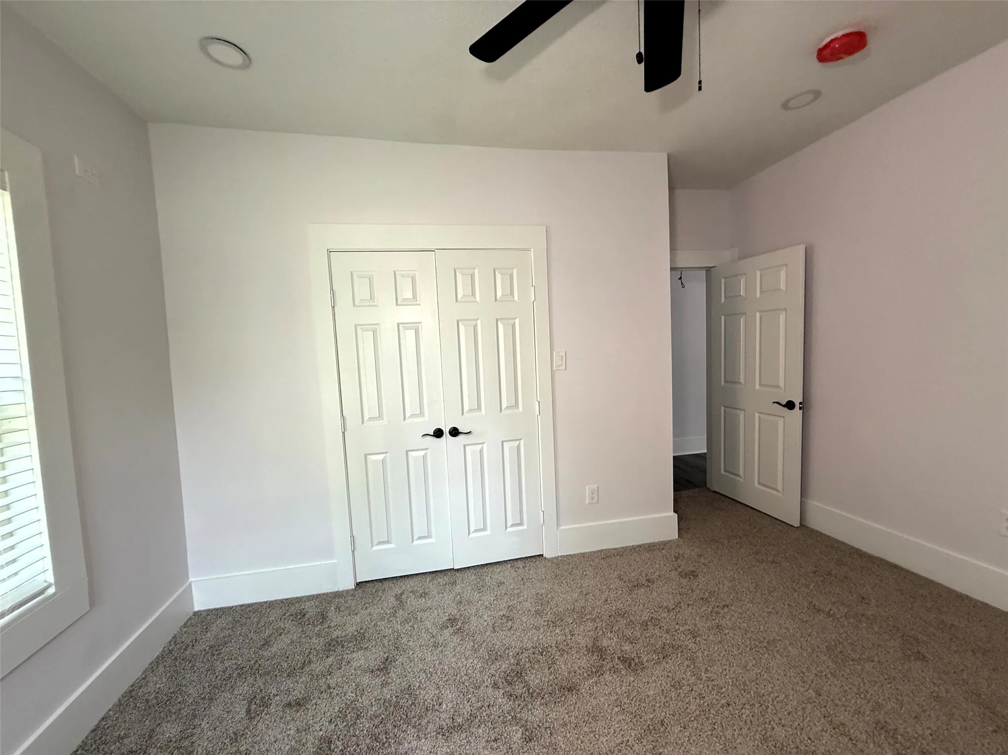 Single Family Residence For Sale in Dallas County , 2502 W Lovers Lane, Dallas, Texas 75235, 4 Bedroom, 2 Bathroom, Garage spaces, 1,706 Sqft, built in 1923, mls#21298942, Real Estate Agent in Dallas, Homes For Sale in Dallas county, Homes For Sale in Dallas, Realtor in Dallas Texas, Real Estate Brokerage Independent Realty Texas, Luminita Cordes Realtor