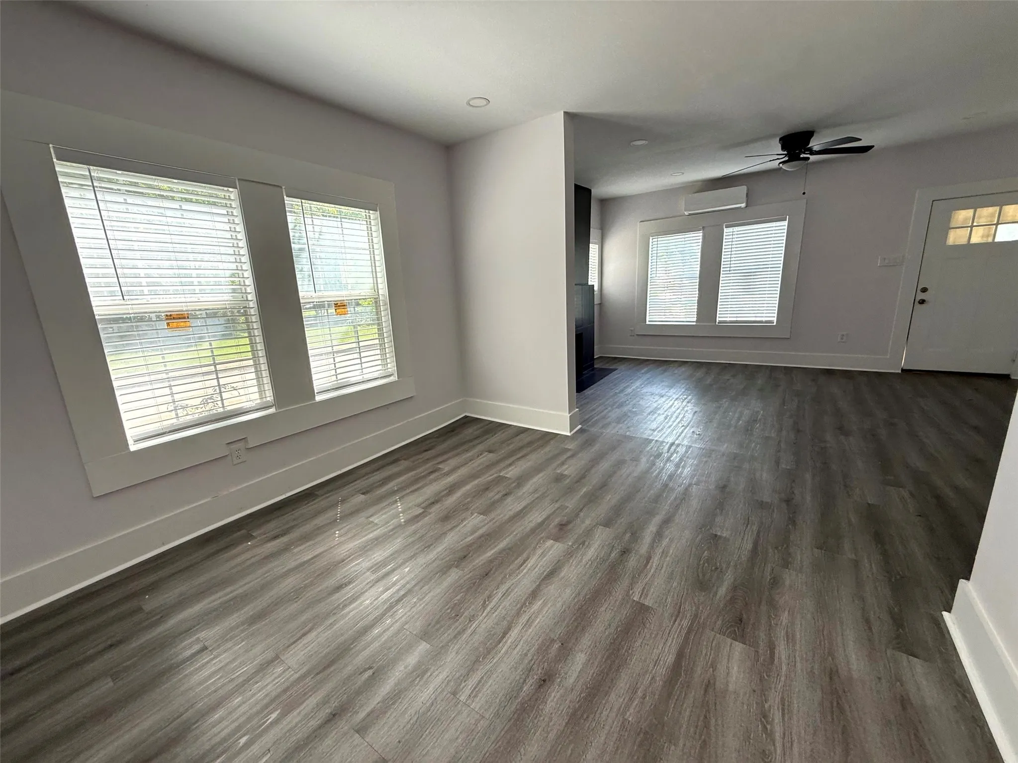 Single Family Residence For Sale in Dallas County , 2502 W Lovers Lane, Dallas, Texas 75235, 4 Bedroom, 2 Bathroom, Garage spaces, 1,706 Sqft, built in 1923, mls#21298942, Real Estate Agent in Dallas, Homes For Sale in Dallas county, Homes For Sale in Dallas, Realtor in Dallas Texas, Real Estate Brokerage Independent Realty Texas, Luminita Cordes Realtor