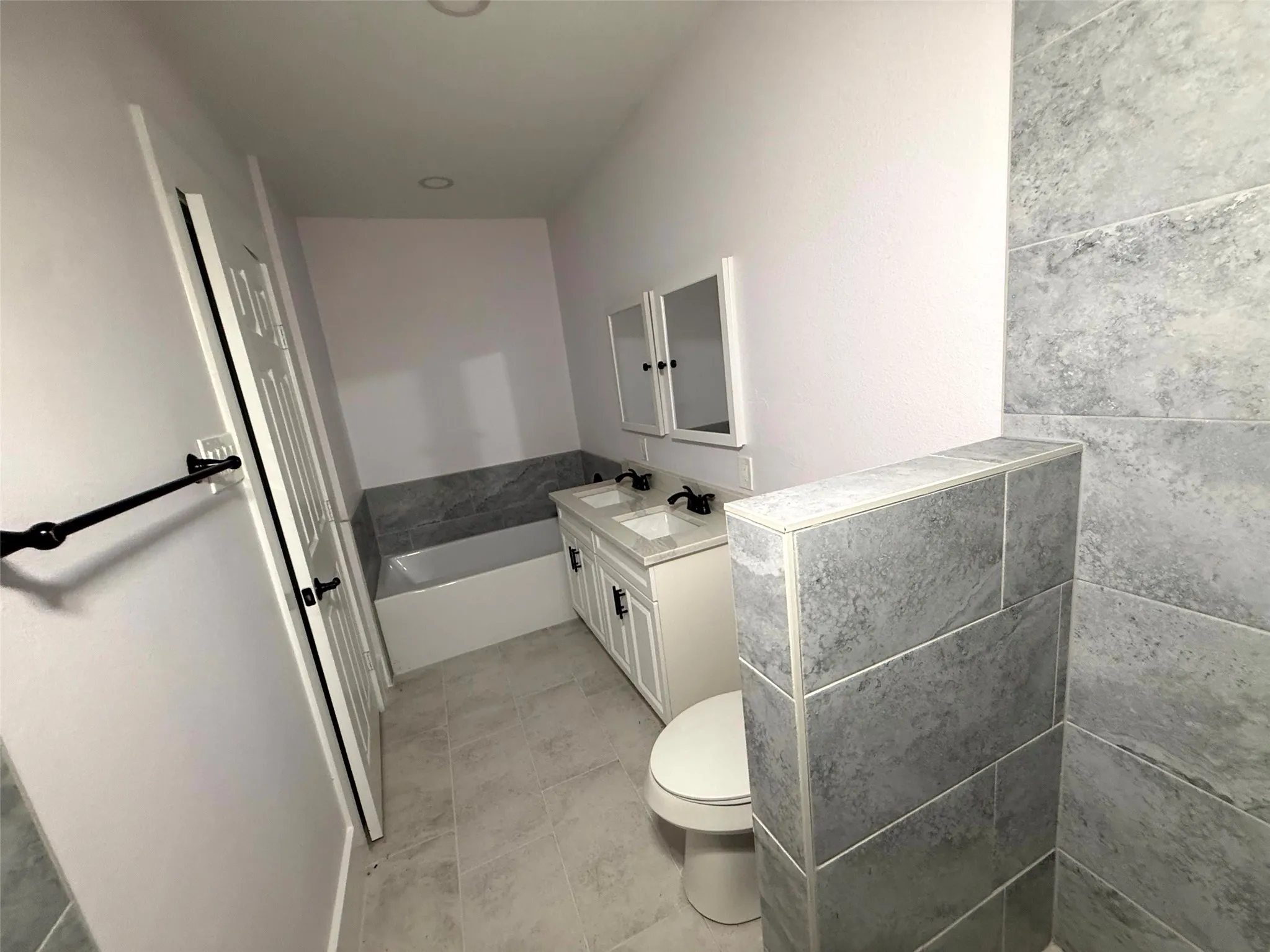 Single Family Residence For Sale in Dallas County , 2502 W Lovers Lane, Dallas, Texas 75235, 4 Bedroom, 2 Bathroom, Garage spaces, 1,706 Sqft, built in 1923, mls#21298942, Real Estate Agent in Dallas, Homes For Sale in Dallas county, Homes For Sale in Dallas, Realtor in Dallas Texas, Real Estate Brokerage Independent Realty Texas, Luminita Cordes Realtor