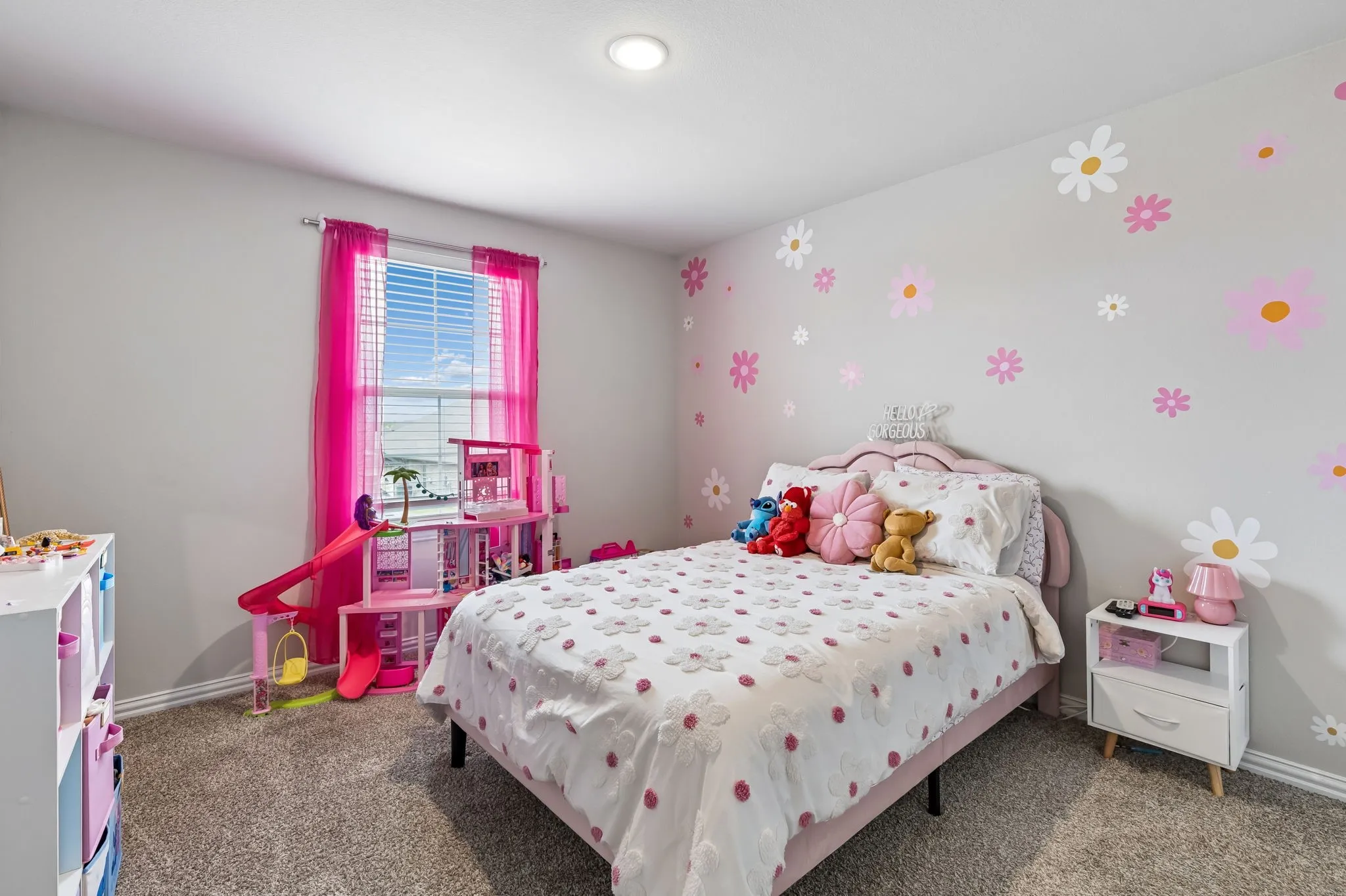 Single Family Residence For Sale in Tarrant County , 2001 Gill Star Drive, Haslet, Texas 76052, 4 Bedroom, 4 Bathroom, 2 Garage spaces, 2,799 Sqft, built in 2021, mls#21299172, Real Estate Agent in Haslet, Homes For Sale in Tarrant county, Homes For Sale in Haslet, Realtor in Haslet Texas, Real Estate Brokerage Independent Realty Texas, Luminita Cordes Realtor