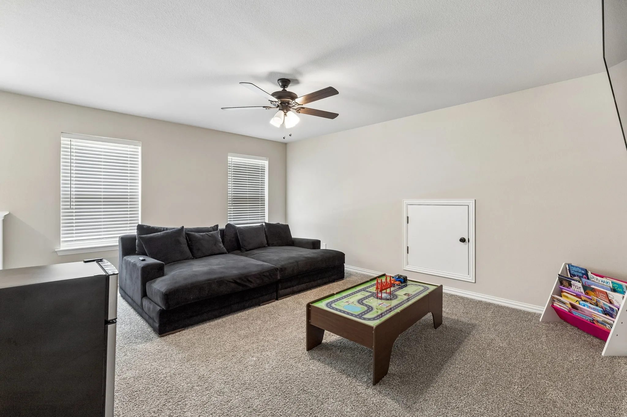 Single Family Residence For Sale in Tarrant County , 2001 Gill Star Drive, Haslet, Texas 76052, 4 Bedroom, 4 Bathroom, 2 Garage spaces, 2,799 Sqft, built in 2021, mls#21299172, Real Estate Agent in Haslet, Homes For Sale in Tarrant county, Homes For Sale in Haslet, Realtor in Haslet Texas, Real Estate Brokerage Independent Realty Texas, Luminita Cordes Realtor