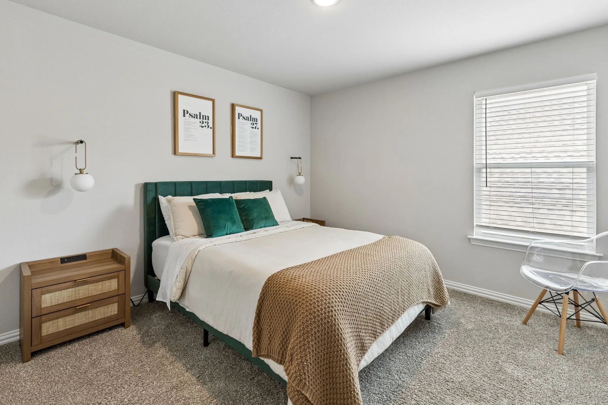 Single Family Residence For Sale in Tarrant County , 2001 Gill Star Drive, Haslet, Texas 76052, 4 Bedroom, 4 Bathroom, 2 Garage spaces, 2,799 Sqft, built in 2021, mls#21299172, Real Estate Agent in Haslet, Homes For Sale in Tarrant county, Homes For Sale in Haslet, Realtor in Haslet Texas, Real Estate Brokerage Independent Realty Texas, Luminita Cordes Realtor