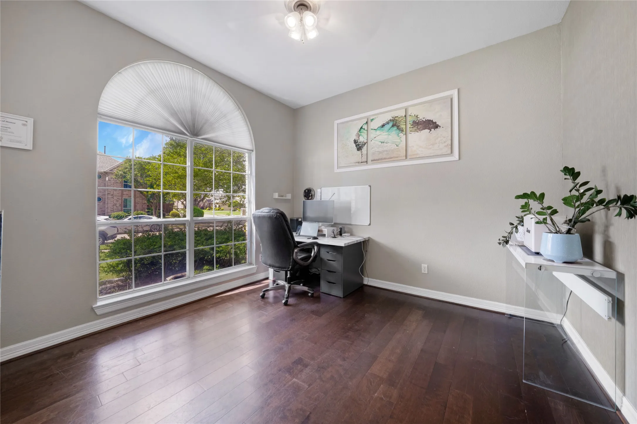 Single Family Residence For Sale in Dallas County , 1300 Coral Drive, Coppell, Texas 75019, 4 Bedroom, 3 Bathroom, 2 Garage spaces, 2,914 Sqft, built in 1996, mls#21295476, Real Estate Agent in Coppell, Homes For Sale in Dallas county, Homes For Sale in Coppell, Realtor in Coppell Texas, Real Estate Brokerage Independent Realty Texas, Luminita Cordes Realtor