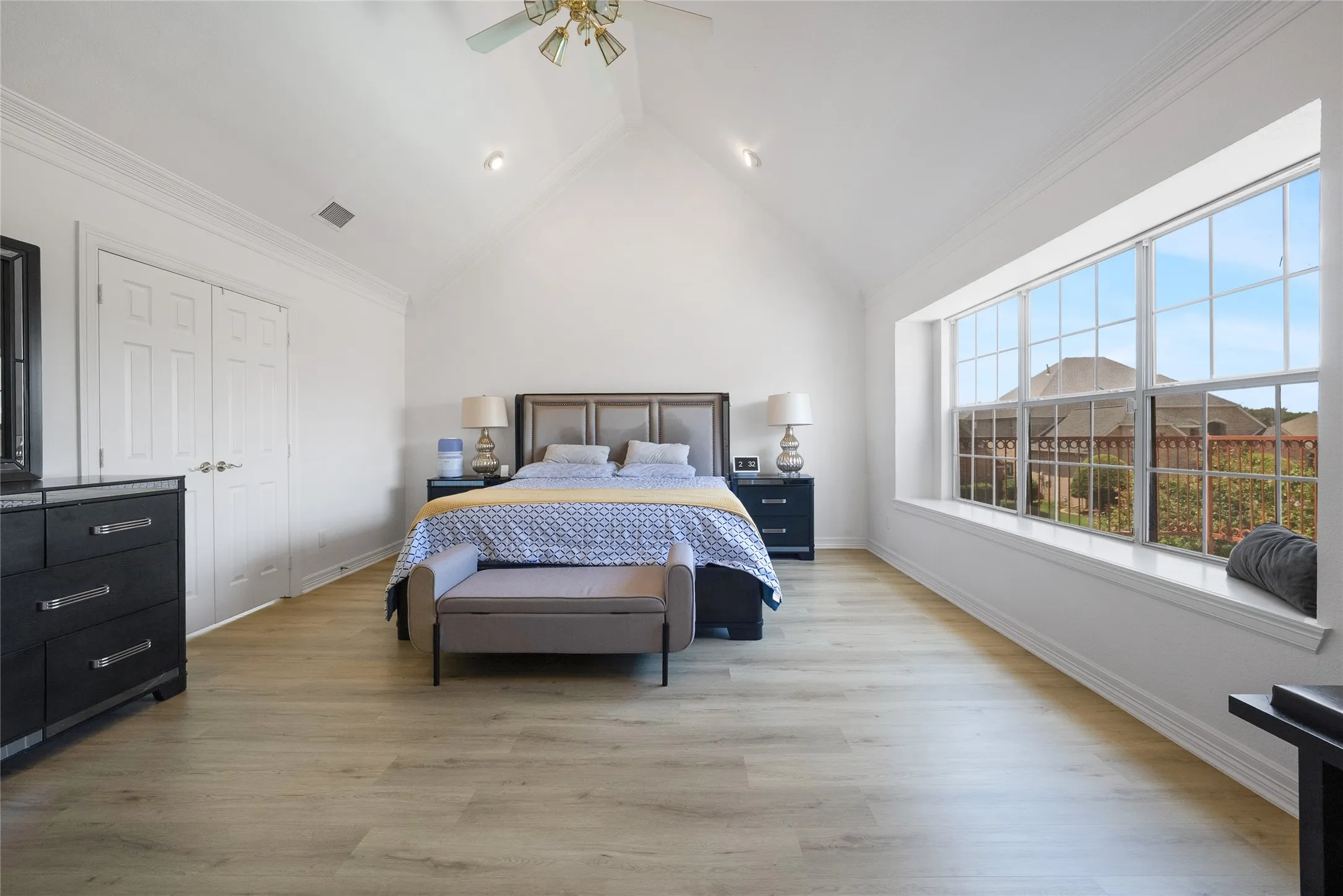 Single Family Residence For Sale in Dallas County , 1300 Coral Drive, Coppell, Texas 75019, 4 Bedroom, 3 Bathroom, 2 Garage spaces, 2,914 Sqft, built in 1996, mls#21295476, Real Estate Agent in Coppell, Homes For Sale in Dallas county, Homes For Sale in Coppell, Realtor in Coppell Texas, Real Estate Brokerage Independent Realty Texas, Luminita Cordes Realtor