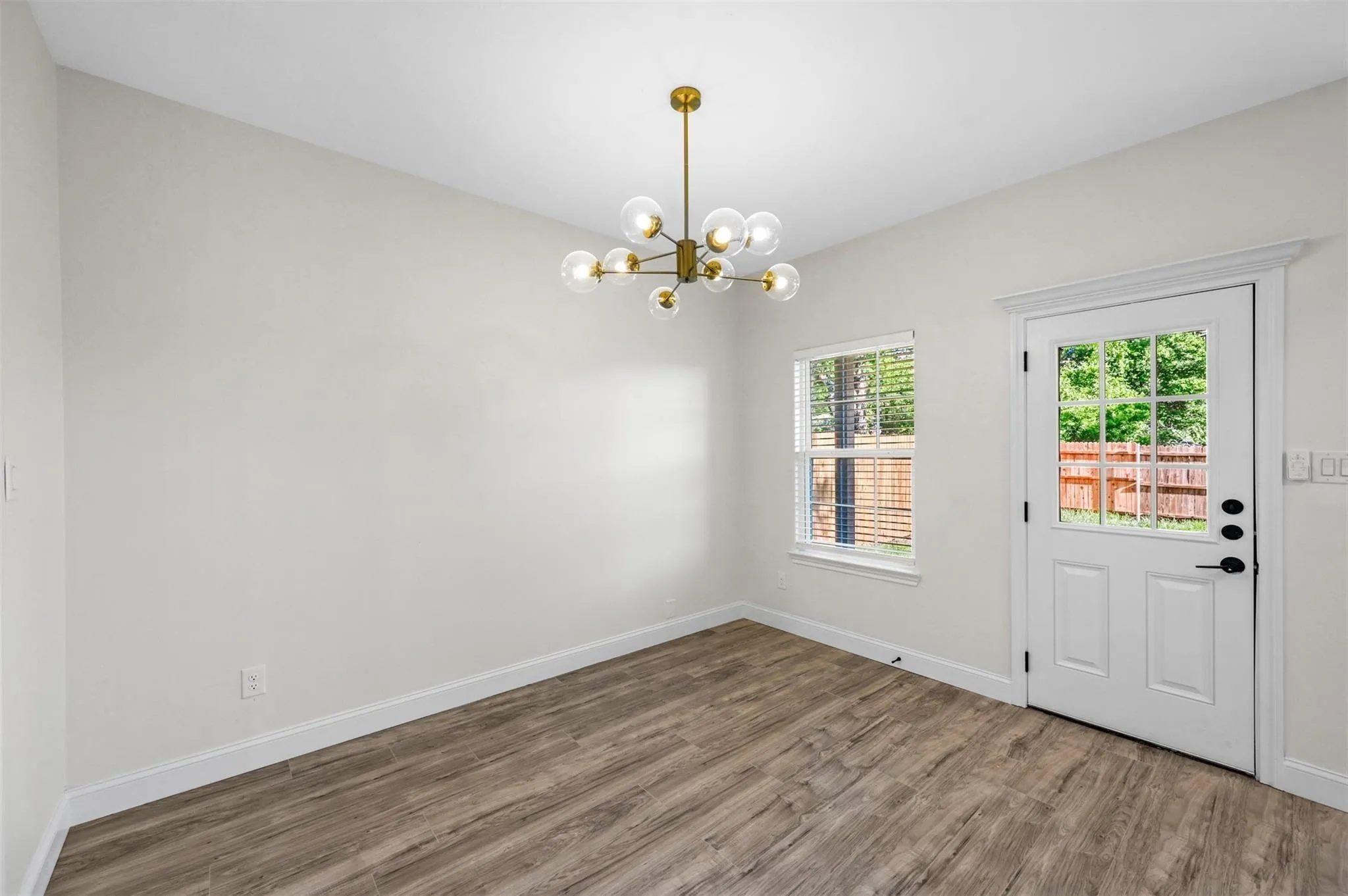 Single Family Residence For Rent in Tarrant County , 5804 Houghton Avenue, Fort Worth, Texas 76107, 4 Bedroom, 2 Bathroom, 2 Garage spaces, 1,758 Sqft, built in 2023, mls#21298386, Real Estate Agent in Fort Worth, Homes For Rent in Tarrant county, Homes For Rent in Fort Worth, Realtor in Fort Worth Texas, Real Estate Brokerage Independent Realty Texas, Luminita Cordes Realtor