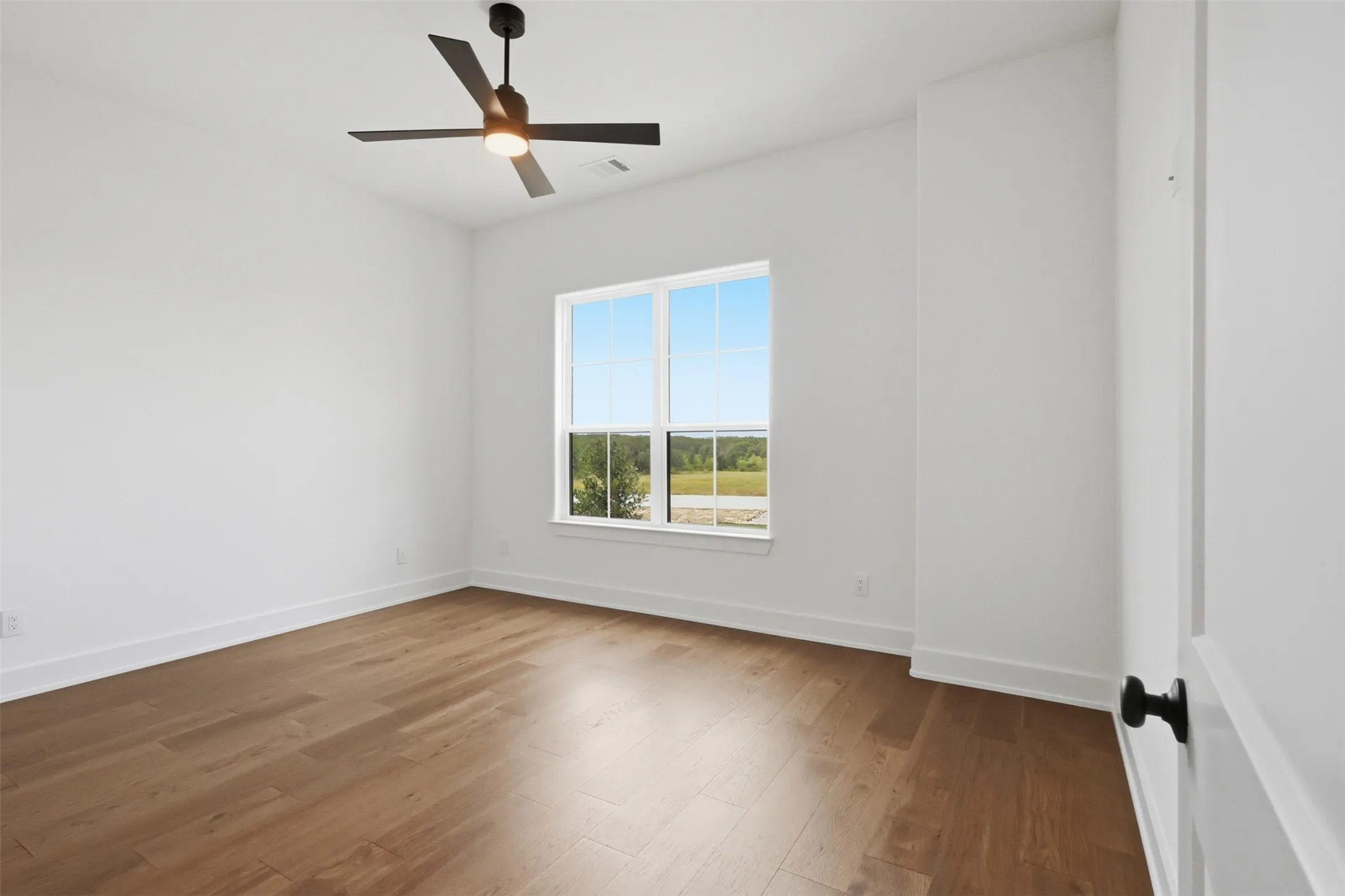 Single Family Residence For Sale in Hood County , 1024 Ranch Vista Road, Granbury, Texas 76049, 5 Bedroom, 3 Bathroom, 3 Garage spaces, 3,316 Sqft, built in 2026, mls#21281294, Real Estate Agent in Granbury, Homes For Sale in Hood county, Homes For Sale in Granbury, Realtor in Granbury Texas, Real Estate Brokerage Independent Realty Texas, Luminita Cordes Realtor