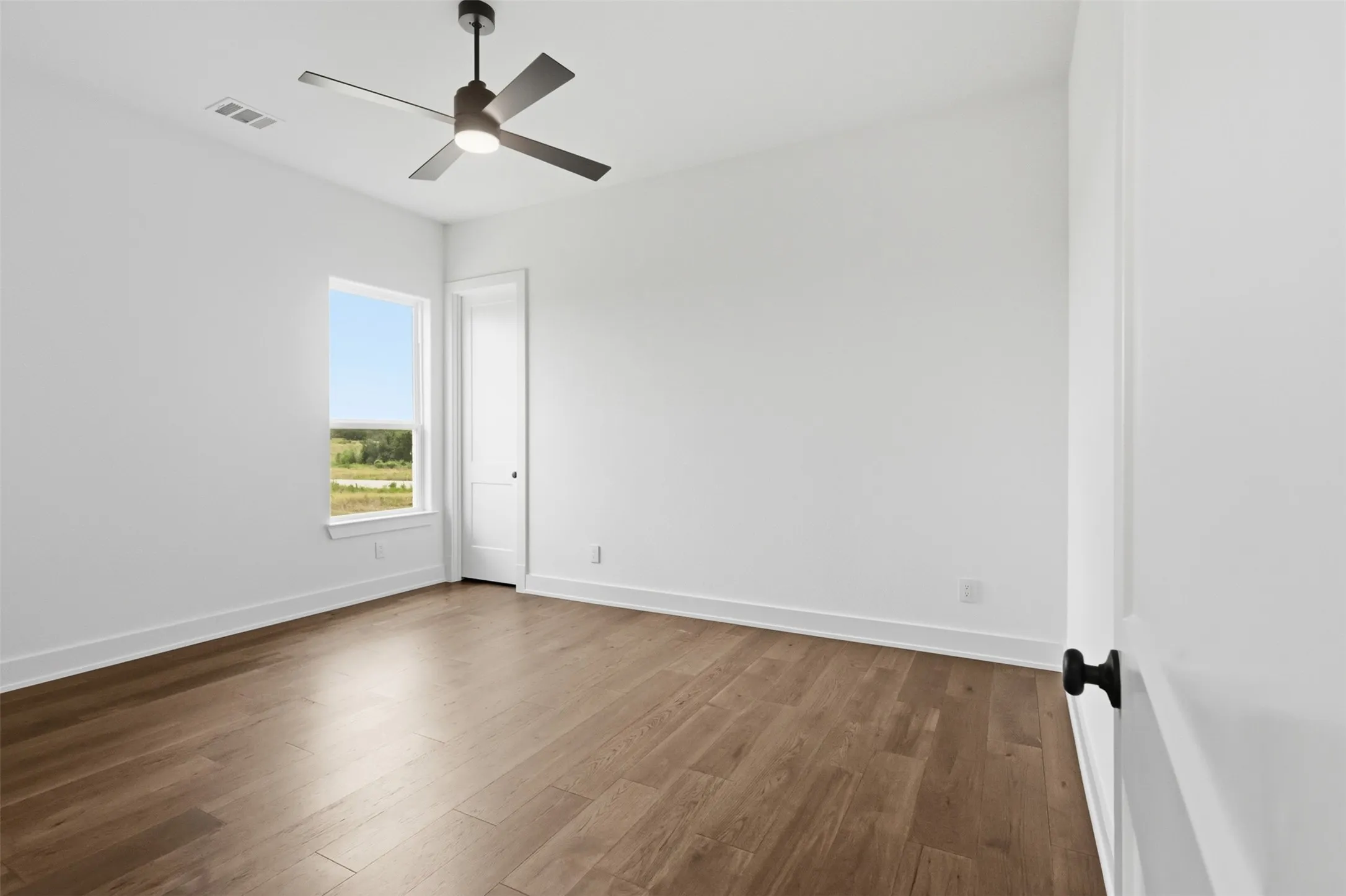Single Family Residence For Sale in Hood County , 1024 Ranch Vista Road, Granbury, Texas 76049, 5 Bedroom, 3 Bathroom, 3 Garage spaces, 3,316 Sqft, built in 2026, mls#21281294, Real Estate Agent in Granbury, Homes For Sale in Hood county, Homes For Sale in Granbury, Realtor in Granbury Texas, Real Estate Brokerage Independent Realty Texas, Luminita Cordes Realtor