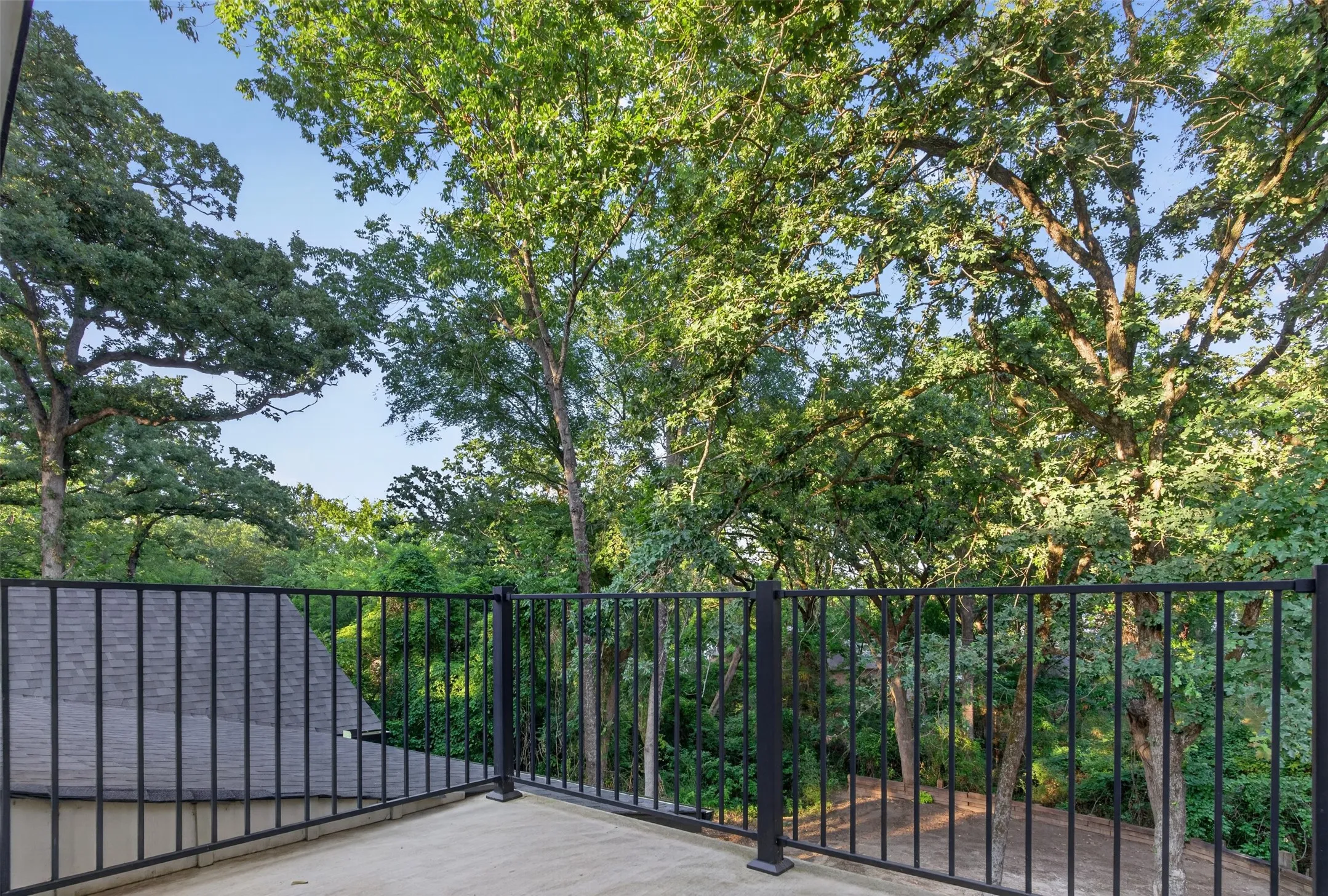 Single Family Residence For Sale in Henderson County , 705 Heather Woods Drive, Tool, Texas 75143, 4 Bedrooms, 4 Bathrooms, 2 Garage spaces, 3,250 Sqft, built in 2023, Price $750,000, mls#21298718, Real Estate Agent in Tool, Homes For Sale in Henderson county, Homes For Sale in Tool, Realtor in Tool Texas, Real Estate Brokerage Independent Realty Texas, Luminita Cordes Realtor