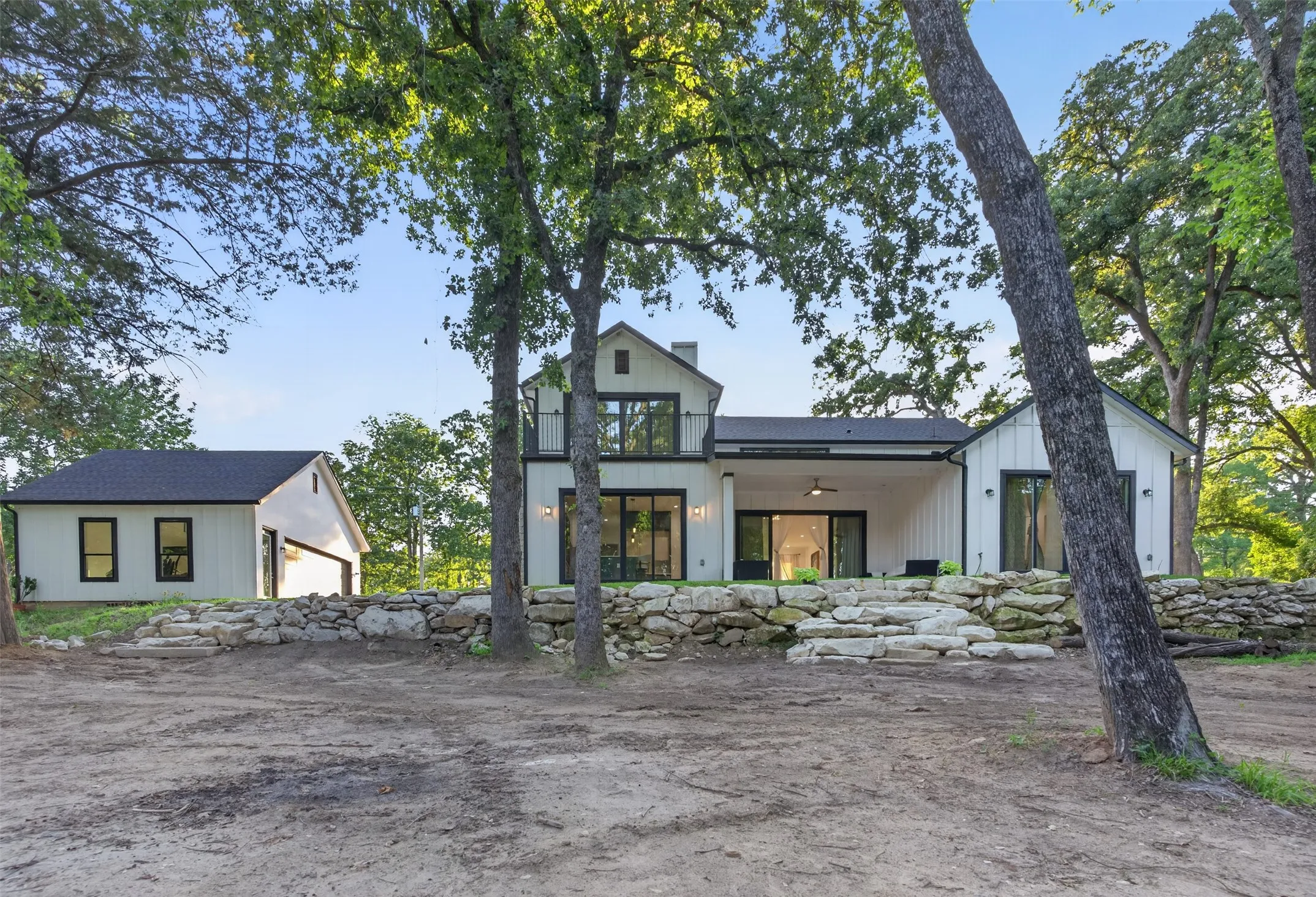 Single Family Residence For Sale in Henderson County , 705 Heather Woods Drive, Tool, Texas 75143, 4 Bedrooms, 4 Bathrooms, 2 Garage spaces, 3,250 Sqft, built in 2023, Price $750,000, mls#21298718, Real Estate Agent in Tool, Homes For Sale in Henderson county, Homes For Sale in Tool, Realtor in Tool Texas, Real Estate Brokerage Independent Realty Texas, Luminita Cordes Realtor