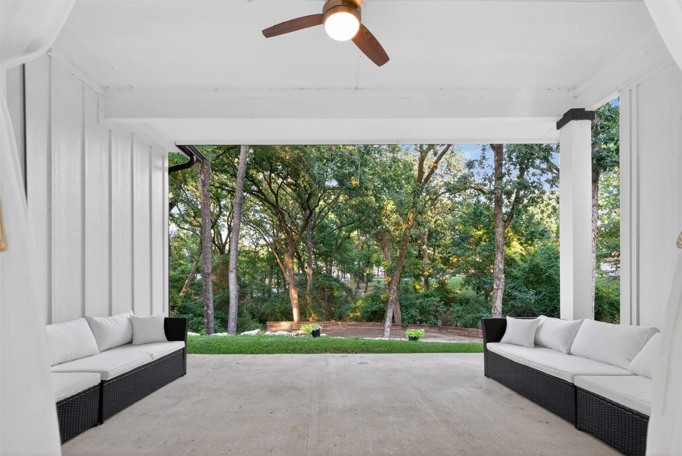 Single Family Residence For Sale in Henderson County , 705 Heather Woods Drive, Tool, Texas 75143, 4 Bedrooms, 4 Bathrooms, 2 Garage spaces, 3,250 Sqft, built in 2023, Price $750,000, mls#21298718, Real Estate Agent in Tool, Homes For Sale in Henderson county, Homes For Sale in Tool, Realtor in Tool Texas, Real Estate Brokerage Independent Realty Texas, Luminita Cordes Realtor