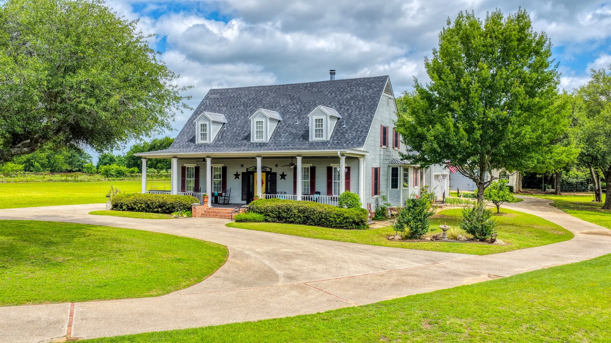 Single Family Residence For Sale in Parker County , 1275 Old Reno Road, Reno, Texas 76082, 4 Bedroom, 5 Bathroom, 4 Garage spaces, 2,917 Sqft, built in 1996, mls#21294711, Real Estate Agent in Reno, Homes For Sale in Parker county, Homes For Sale in Reno, Realtor in Reno Texas, Real Estate Brokerage Independent Realty Texas, Luminita Cordes Realtor