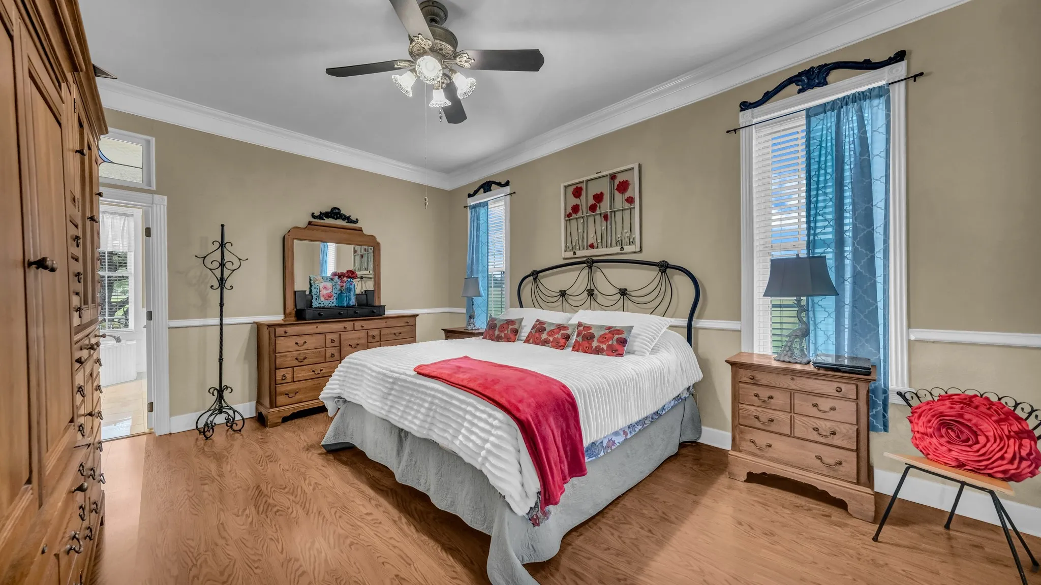 Single Family Residence For Sale in Parker County , 1275 Old Reno Road, Reno, Texas 76082, 4 Bedroom, 5 Bathroom, 4 Garage spaces, 2,917 Sqft, built in 1996, mls#21294711, Real Estate Agent in Reno, Homes For Sale in Parker county, Homes For Sale in Reno, Realtor in Reno Texas, Real Estate Brokerage Independent Realty Texas, Luminita Cordes Realtor
