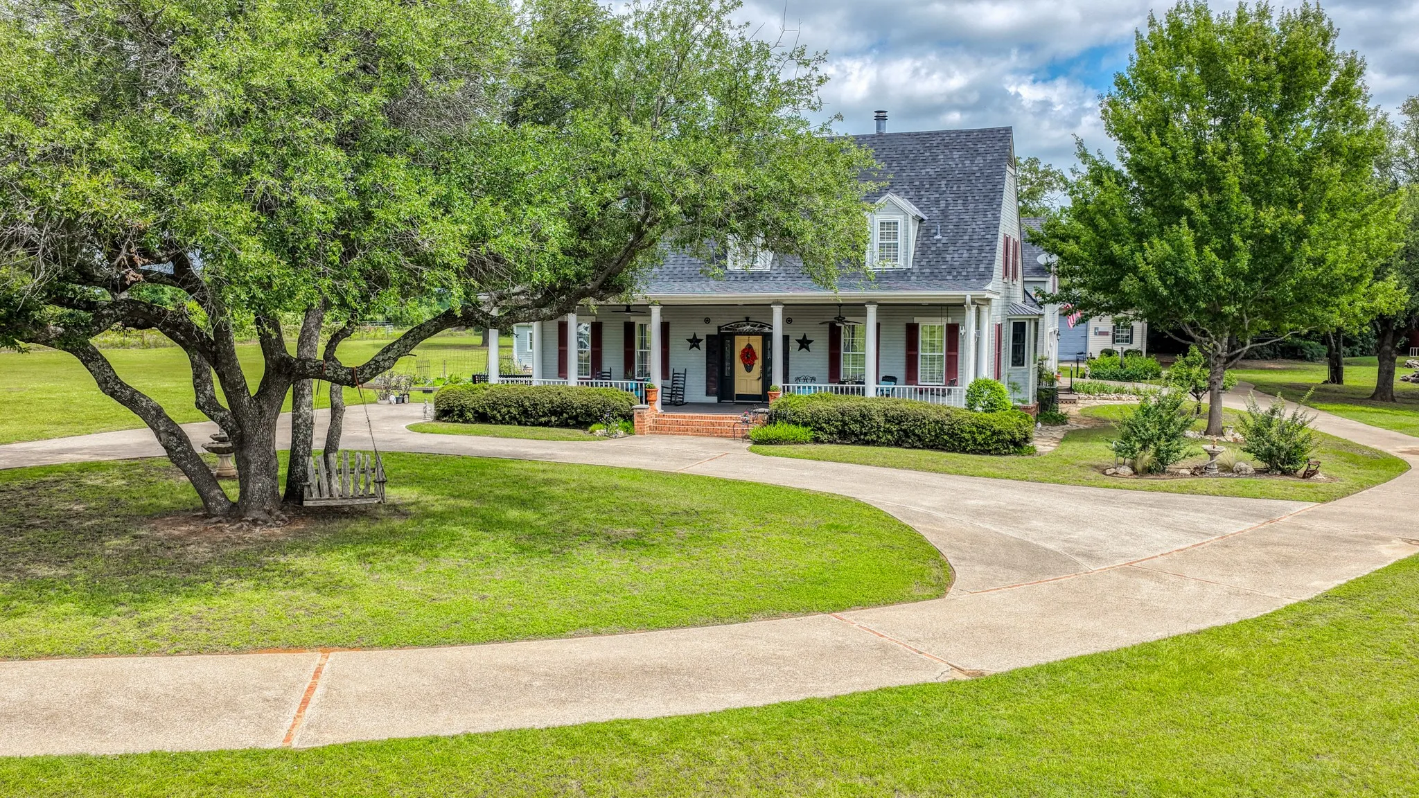 Single Family Residence For Sale in Parker County , 1275 Old Reno Road, Reno, Texas 76082, 4 Bedroom, 5 Bathroom, 4 Garage spaces, 2,917 Sqft, built in 1996, mls#21294711, Real Estate Agent in Reno, Homes For Sale in Parker county, Homes For Sale in Reno, Realtor in Reno Texas, Real Estate Brokerage Independent Realty Texas, Luminita Cordes Realtor