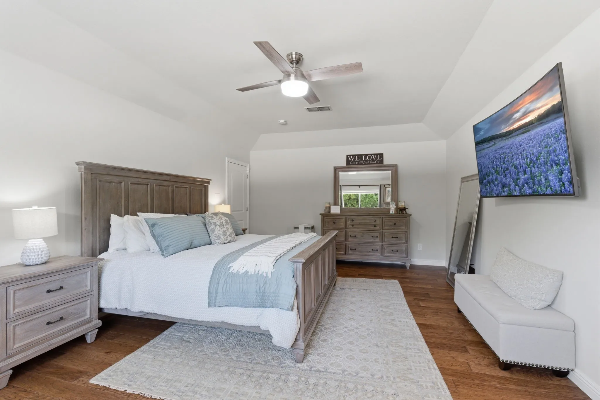 Single Family Residence For Sale in Collin County , 10390 Ridgecrest Street, Frisco, Texas 75033, 4 Bedroom, 3 Bathroom, 2 Garage spaces, 2,720 Sqft, built in 1983, mls#21296170, Real Estate Agent in Frisco, Homes For Sale in Collin county, Homes For Sale in Frisco, Realtor in Frisco Texas, Real Estate Brokerage Independent Realty Texas, Luminita Cordes Realtor