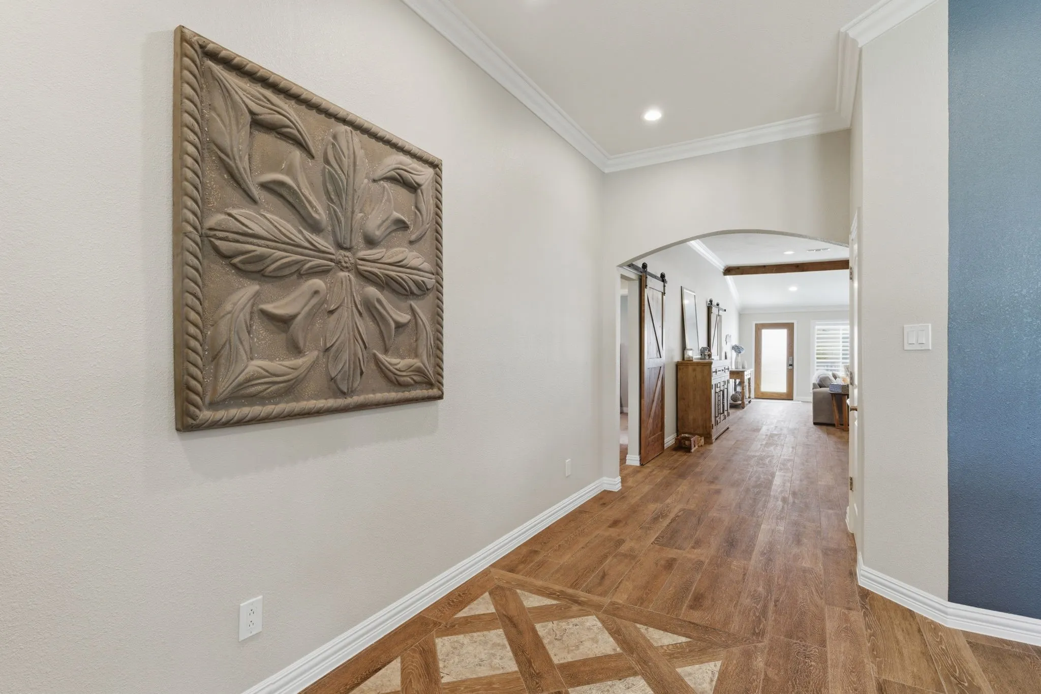 Single Family Residence For Sale in Collin County , 10390 Ridgecrest Street, Frisco, Texas 75033, 4 Bedroom, 3 Bathroom, 2 Garage spaces, 2,720 Sqft, built in 1983, mls#21296170, Real Estate Agent in Frisco, Homes For Sale in Collin county, Homes For Sale in Frisco, Realtor in Frisco Texas, Real Estate Brokerage Independent Realty Texas, Luminita Cordes Realtor