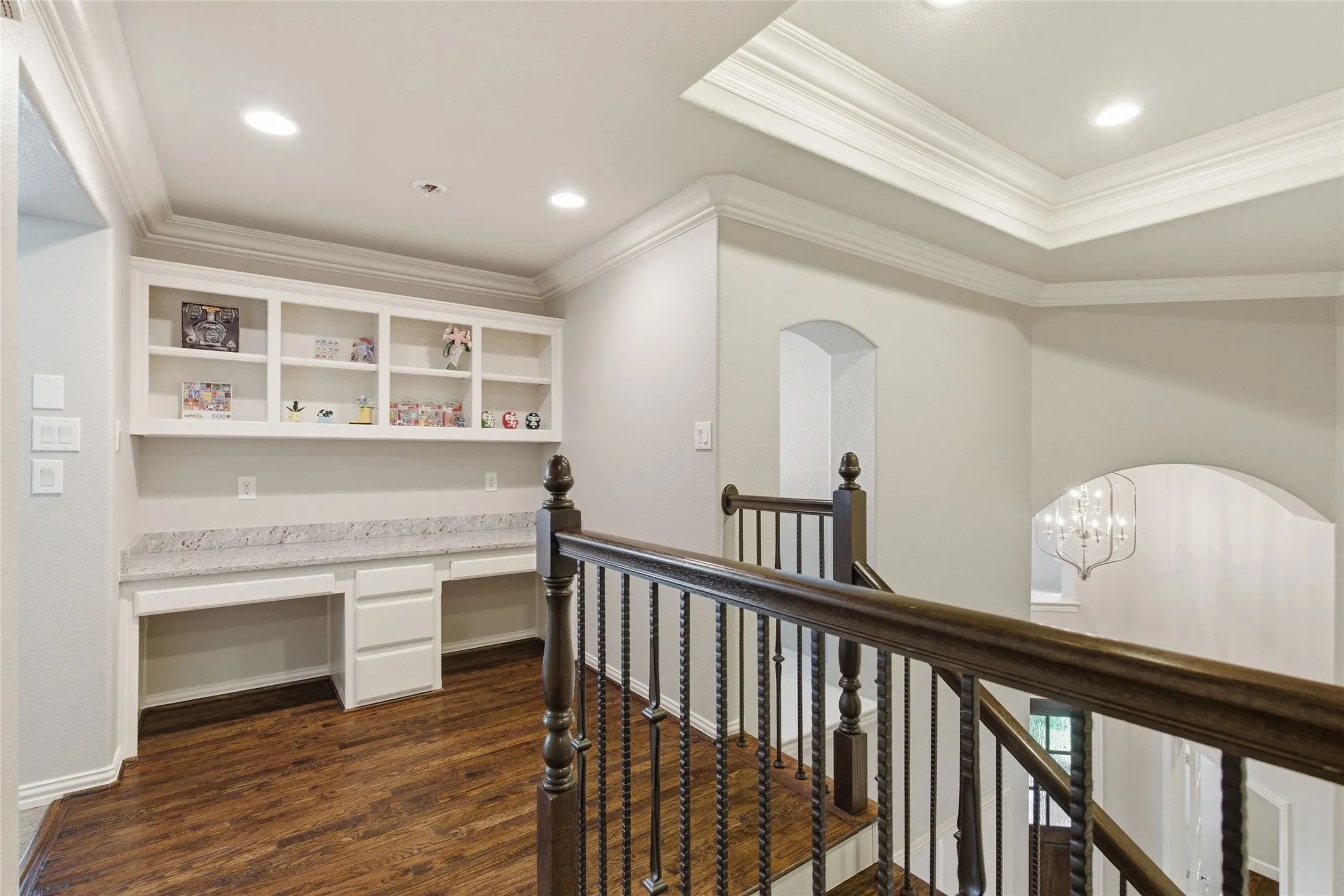 Single Family Residence For Sale in Dallas County , 645 Clearwater Drive, Irving, Texas 75039, 4 Bedroom, 6 Bathroom, 2 Garage spaces, 3,688 Sqft, built in 2015, mls#21296580, Real Estate Agent in Irving, Homes For Sale in Dallas county, Homes For Sale in Irving, Realtor in Irving Texas, Real Estate Brokerage Independent Realty Texas, Luminita Cordes Realtor
