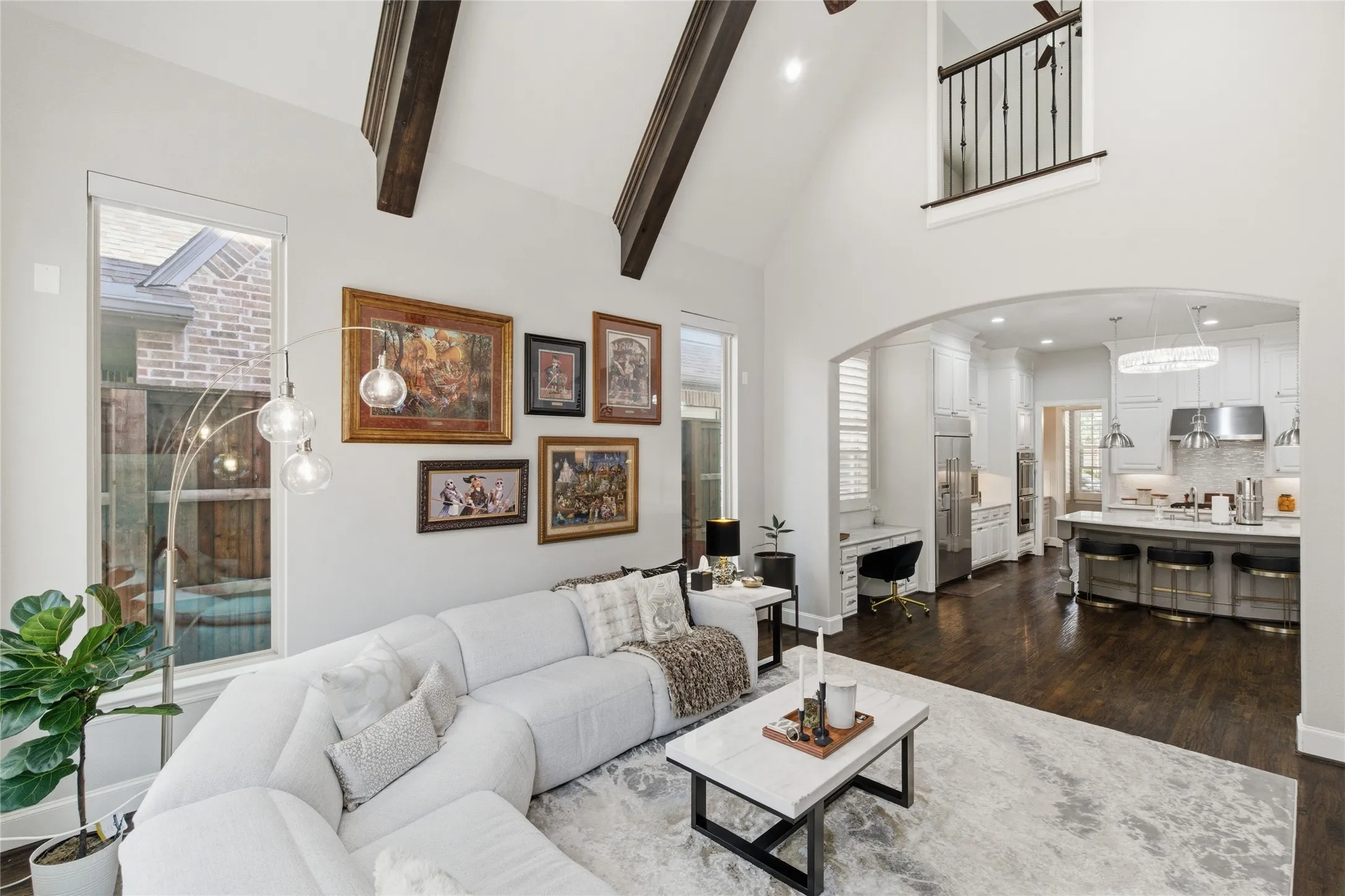 Single Family Residence For Sale in Dallas County , 645 Clearwater Drive, Irving, Texas 75039, 4 Bedroom, 6 Bathroom, 2 Garage spaces, 3,688 Sqft, built in 2015, mls#21296580, Real Estate Agent in Irving, Homes For Sale in Dallas county, Homes For Sale in Irving, Realtor in Irving Texas, Real Estate Brokerage Independent Realty Texas, Luminita Cordes Realtor