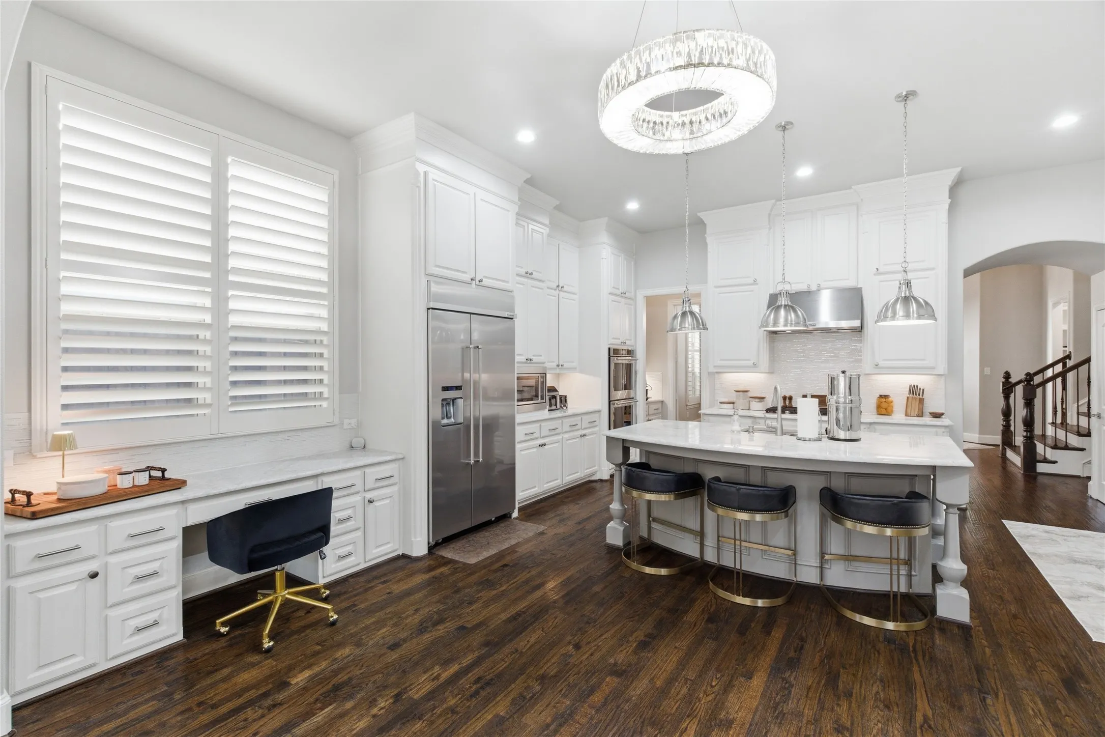Single Family Residence For Sale in Dallas County , 645 Clearwater Drive, Irving, Texas 75039, 4 Bedroom, 6 Bathroom, 2 Garage spaces, 3,688 Sqft, built in 2015, mls#21296580, Real Estate Agent in Irving, Homes For Sale in Dallas county, Homes For Sale in Irving, Realtor in Irving Texas, Real Estate Brokerage Independent Realty Texas, Luminita Cordes Realtor