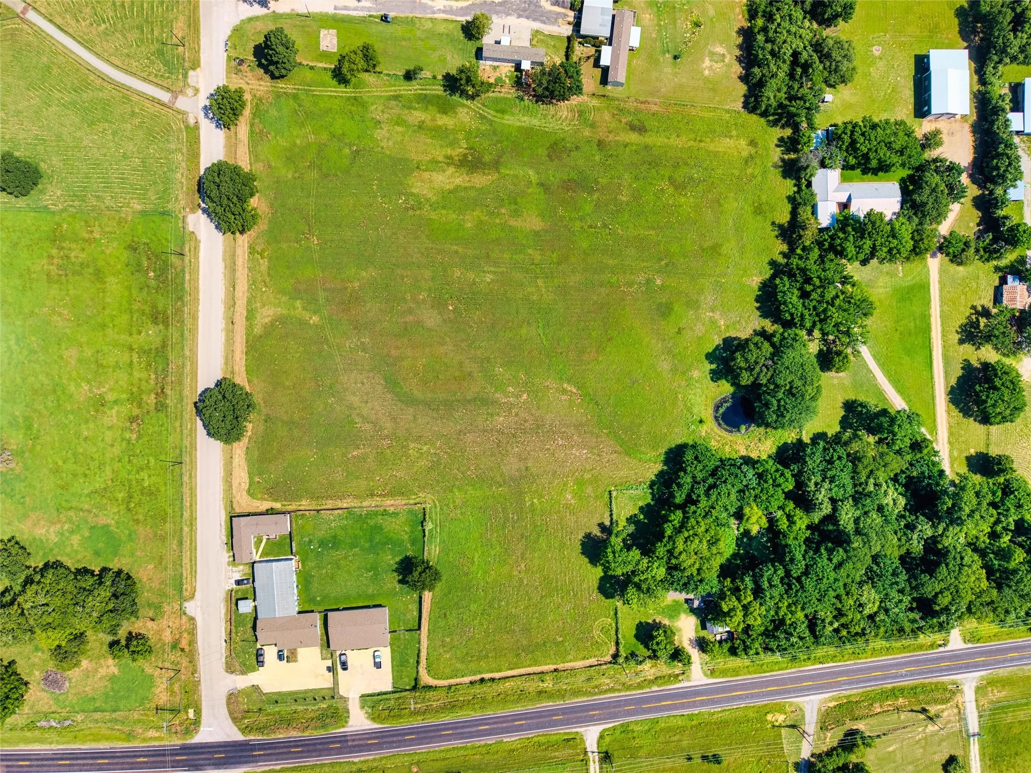 Unimproved Land For Sale in Parker County , TBD Knob Hill Road, Azle, Texas 76020, 0, 0, Garage spaces, 0 Sqft, built in 0, mls#21297521, Real Estate Agent in Azle, Homes For Sale in Parker county, Homes For Sale in Azle, Realtor in Azle Texas, Real Estate Brokerage Independent Realty Texas, Luminita Cordes Realtor