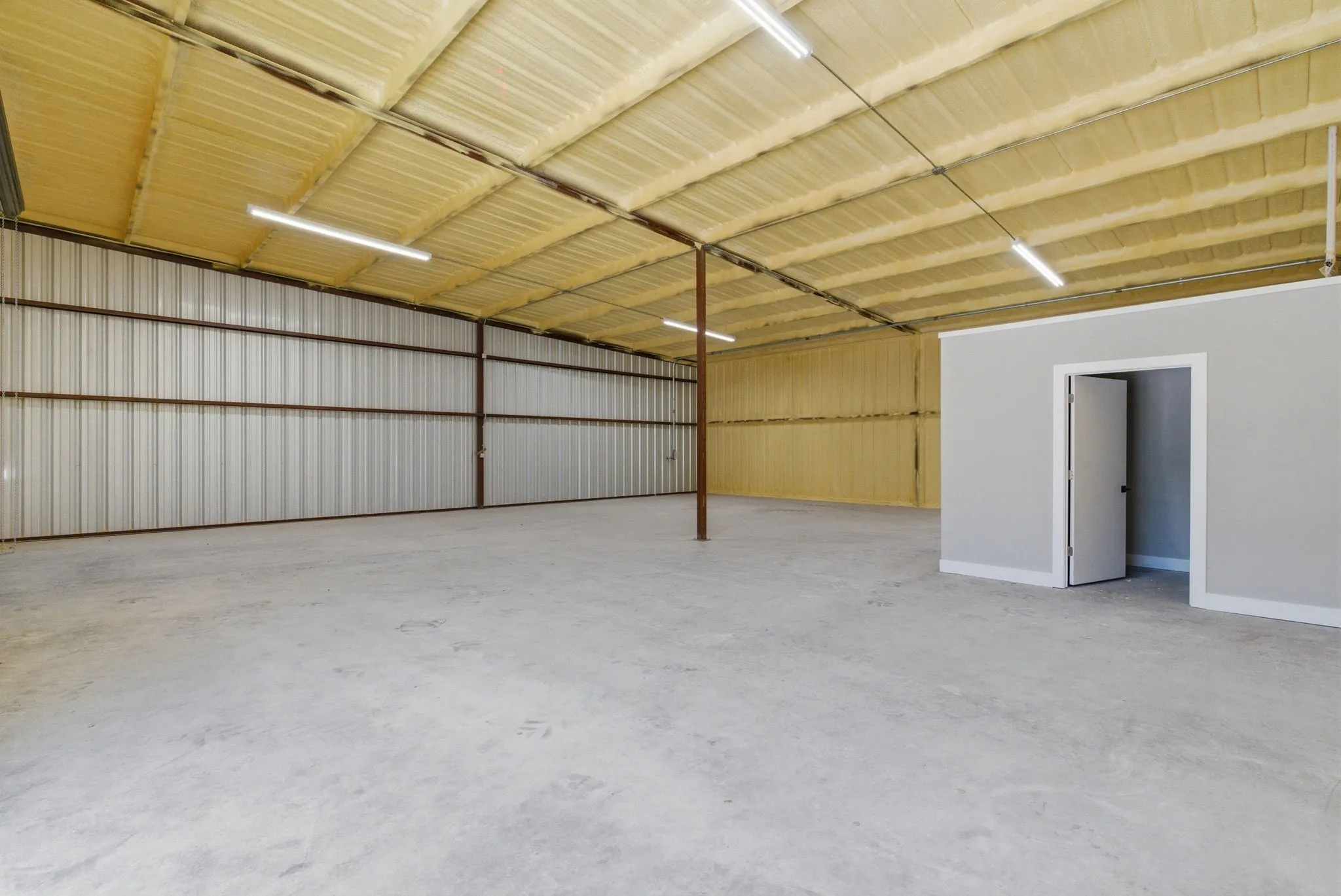 Retail For Rent in Parker County , 1726 N Main, Weatherford, Texas 76085, 0, 0, Garage spaces, 0 Sqft, built in 2025, mls#21294306, Real Estate Agent in Weatherford, Homes For Rent in Parker county, Homes For Rent in Weatherford, Realtor in Weatherford Texas, Real Estate Brokerage Independent Realty Texas, Luminita Cordes Realtor