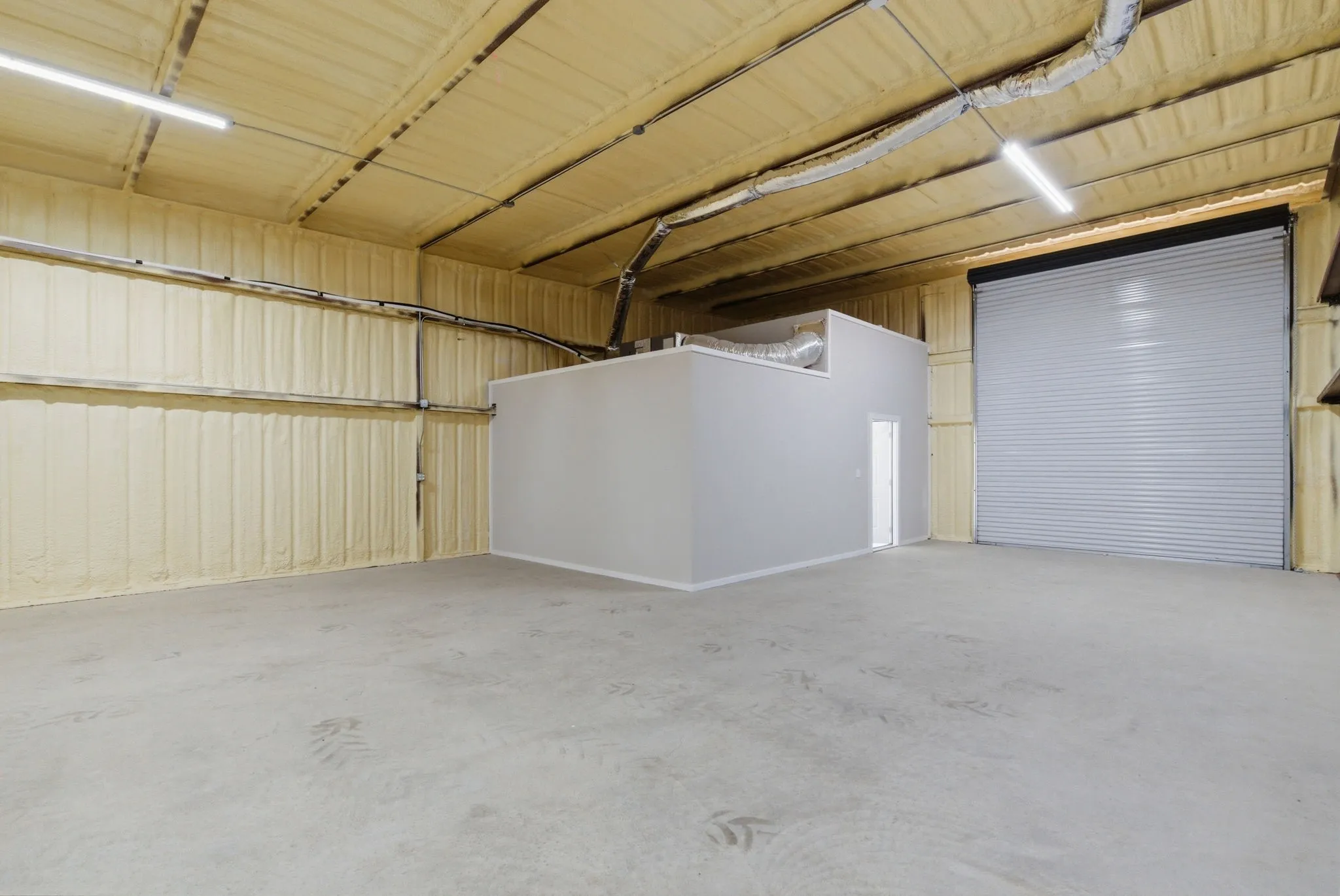 Retail For Rent in Parker County , 1726 N Main, Weatherford, Texas 76085, 0, 0, Garage spaces, 0 Sqft, built in 2025, mls#21294306, Real Estate Agent in Weatherford, Homes For Rent in Parker county, Homes For Rent in Weatherford, Realtor in Weatherford Texas, Real Estate Brokerage Independent Realty Texas, Luminita Cordes Realtor