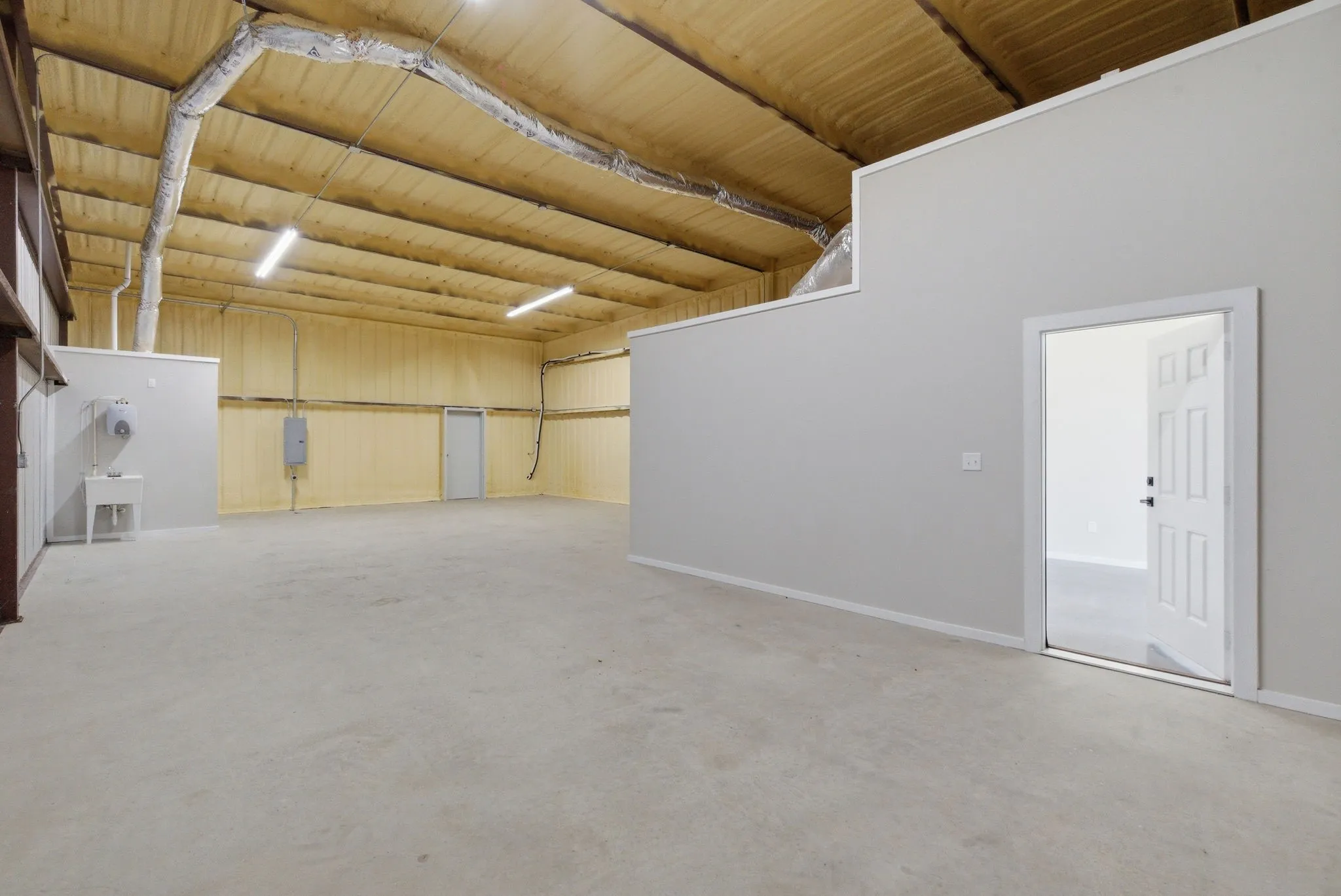 Retail For Rent in Parker County , 1726 N Main, Weatherford, Texas 76085, 0, 0, Garage spaces, 0 Sqft, built in 2025, mls#21294306, Real Estate Agent in Weatherford, Homes For Rent in Parker county, Homes For Rent in Weatherford, Realtor in Weatherford Texas, Real Estate Brokerage Independent Realty Texas, Luminita Cordes Realtor