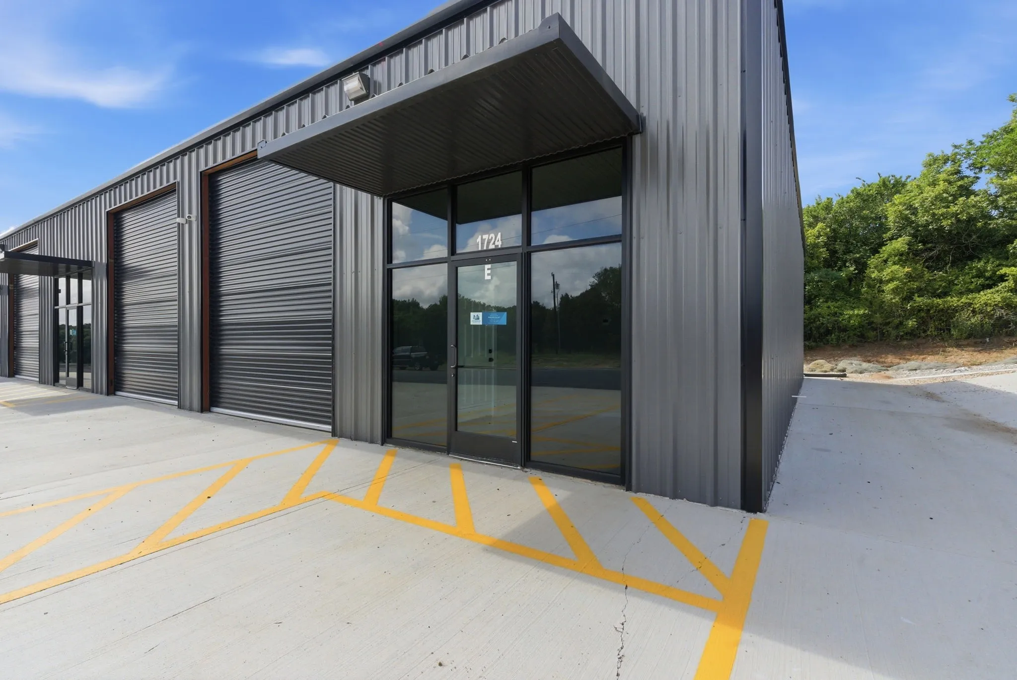 Retail For Rent in Parker County , 1726 N Main, Weatherford, Texas 76085, 0, 0, Garage spaces, 0 Sqft, built in 2025, mls#21294306, Real Estate Agent in Weatherford, Homes For Rent in Parker county, Homes For Rent in Weatherford, Realtor in Weatherford Texas, Real Estate Brokerage Independent Realty Texas, Luminita Cordes Realtor