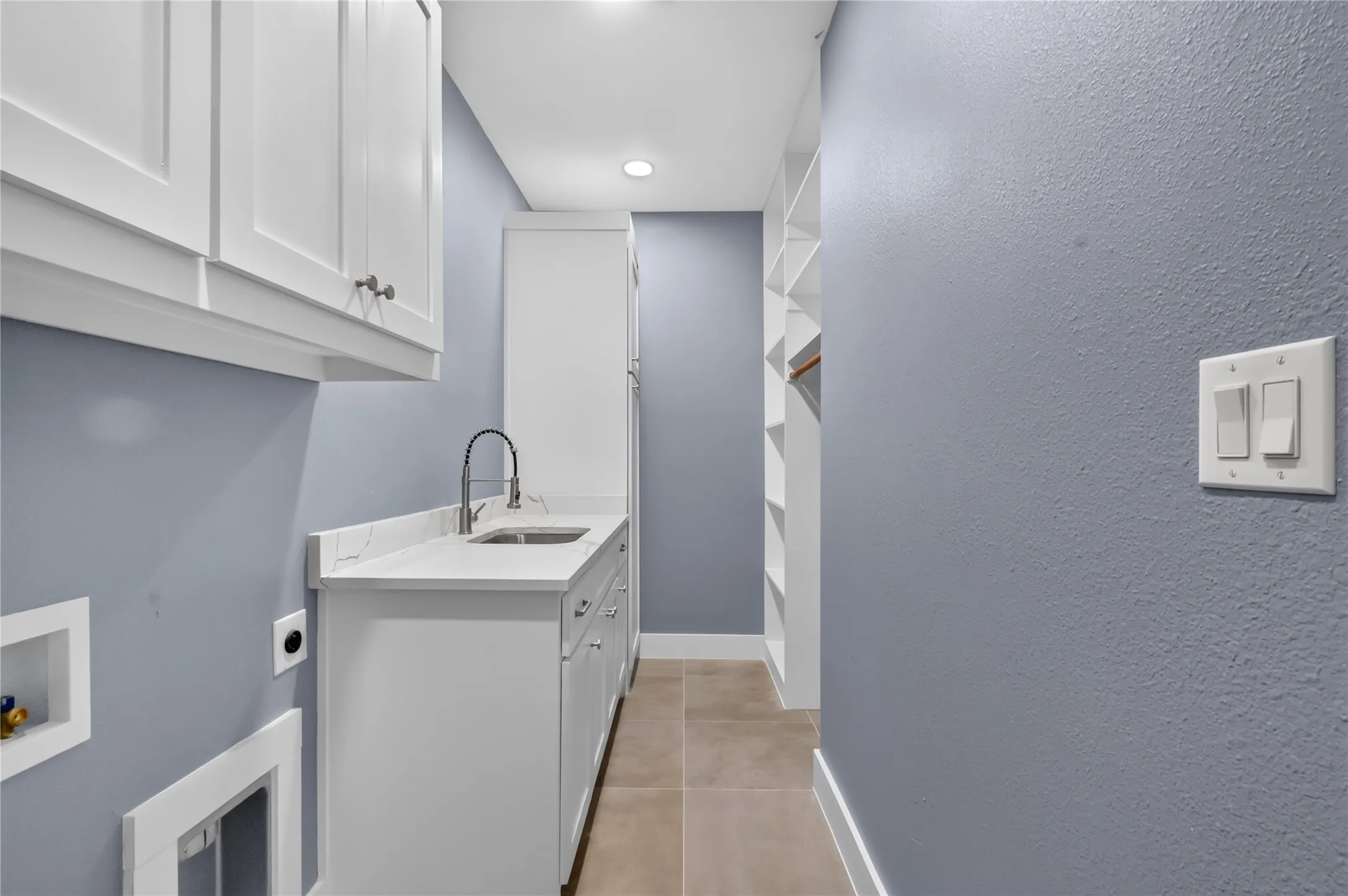 Single Family Residence For Sale in Henderson County , 306 Backlash Drive, Gun Barrel City, Texas 75156, 3 Bedroom, 2 Bathroom, 2 Garage spaces, 1,635 Sqft, built in 2026, mls#21298721, Real Estate Agent in Gun Barrel City, Homes For Sale in Henderson county, Homes For Sale in Gun Barrel City, Realtor in Gun Barrel City Texas, Real Estate Brokerage Independent Realty Texas, Luminita Cordes Realtor