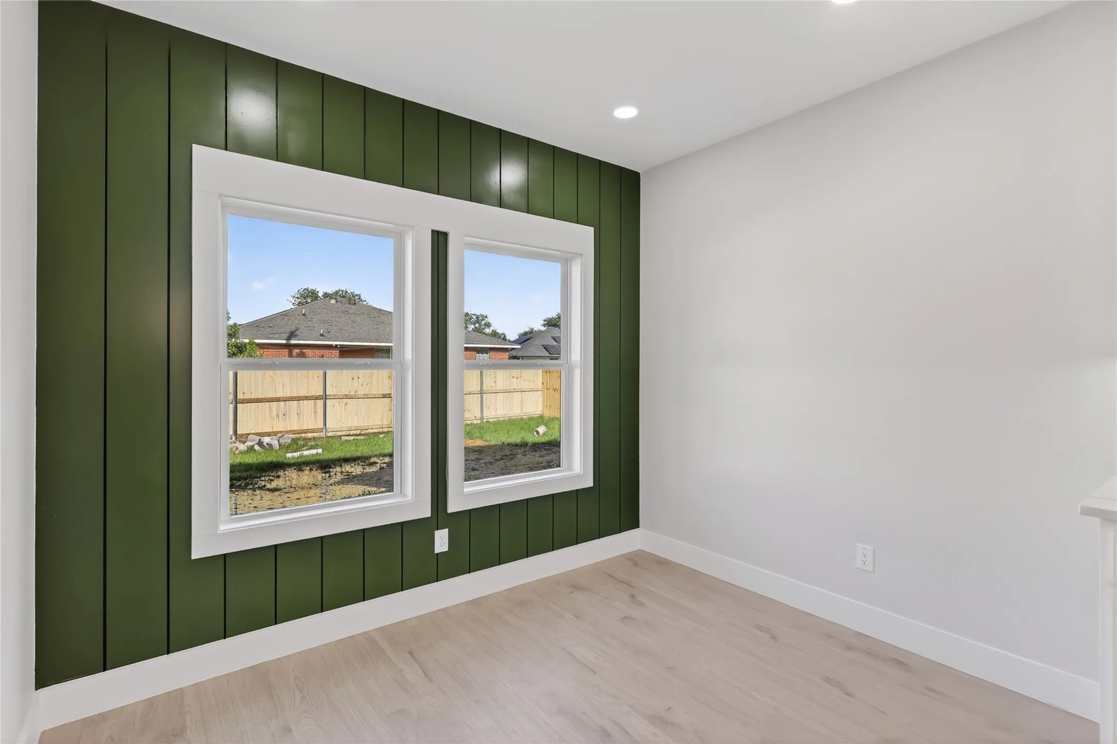 Single Family Residence For Sale in Henderson County , 308 Backlash Drive, Gun Barrel City, Texas 75156, 3 Bedroom, 2 Bathroom, 2 Garage spaces, 1,635 Sqft, built in 2026, mls#21298741, Real Estate Agent in Gun Barrel City, Homes For Sale in Henderson county, Homes For Sale in Gun Barrel City, Realtor in Gun Barrel City Texas, Real Estate Brokerage Independent Realty Texas, Luminita Cordes Realtor
