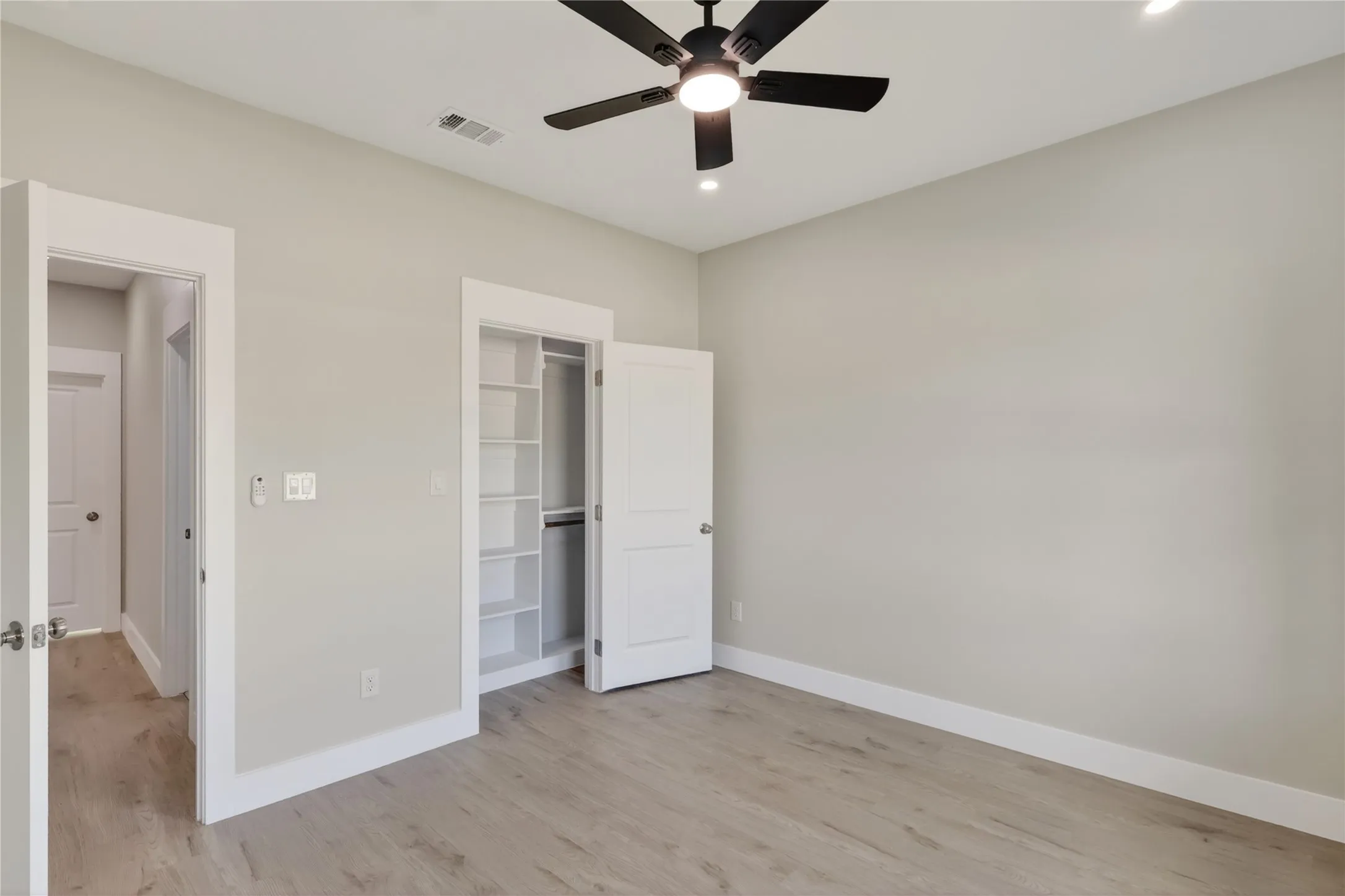 Single Family Residence For Sale in Henderson County , 308 Backlash Drive, Gun Barrel City, Texas 75156, 3 Bedroom, 2 Bathroom, 2 Garage spaces, 1,635 Sqft, built in 2026, mls#21298741, Real Estate Agent in Gun Barrel City, Homes For Sale in Henderson county, Homes For Sale in Gun Barrel City, Realtor in Gun Barrel City Texas, Real Estate Brokerage Independent Realty Texas, Luminita Cordes Realtor