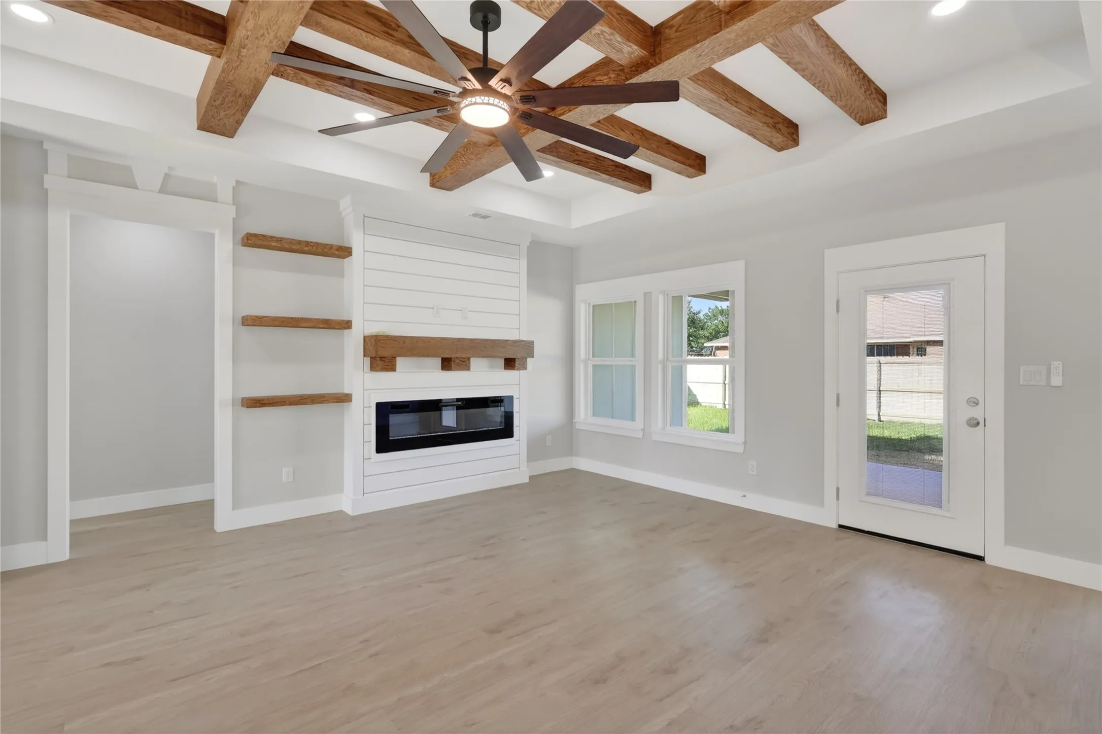 Single Family Residence For Sale in Henderson County , 308 Backlash Drive, Gun Barrel City, Texas 75156, 3 Bedroom, 2 Bathroom, 2 Garage spaces, 1,635 Sqft, built in 2026, mls#21298741, Real Estate Agent in Gun Barrel City, Homes For Sale in Henderson county, Homes For Sale in Gun Barrel City, Realtor in Gun Barrel City Texas, Real Estate Brokerage Independent Realty Texas, Luminita Cordes Realtor