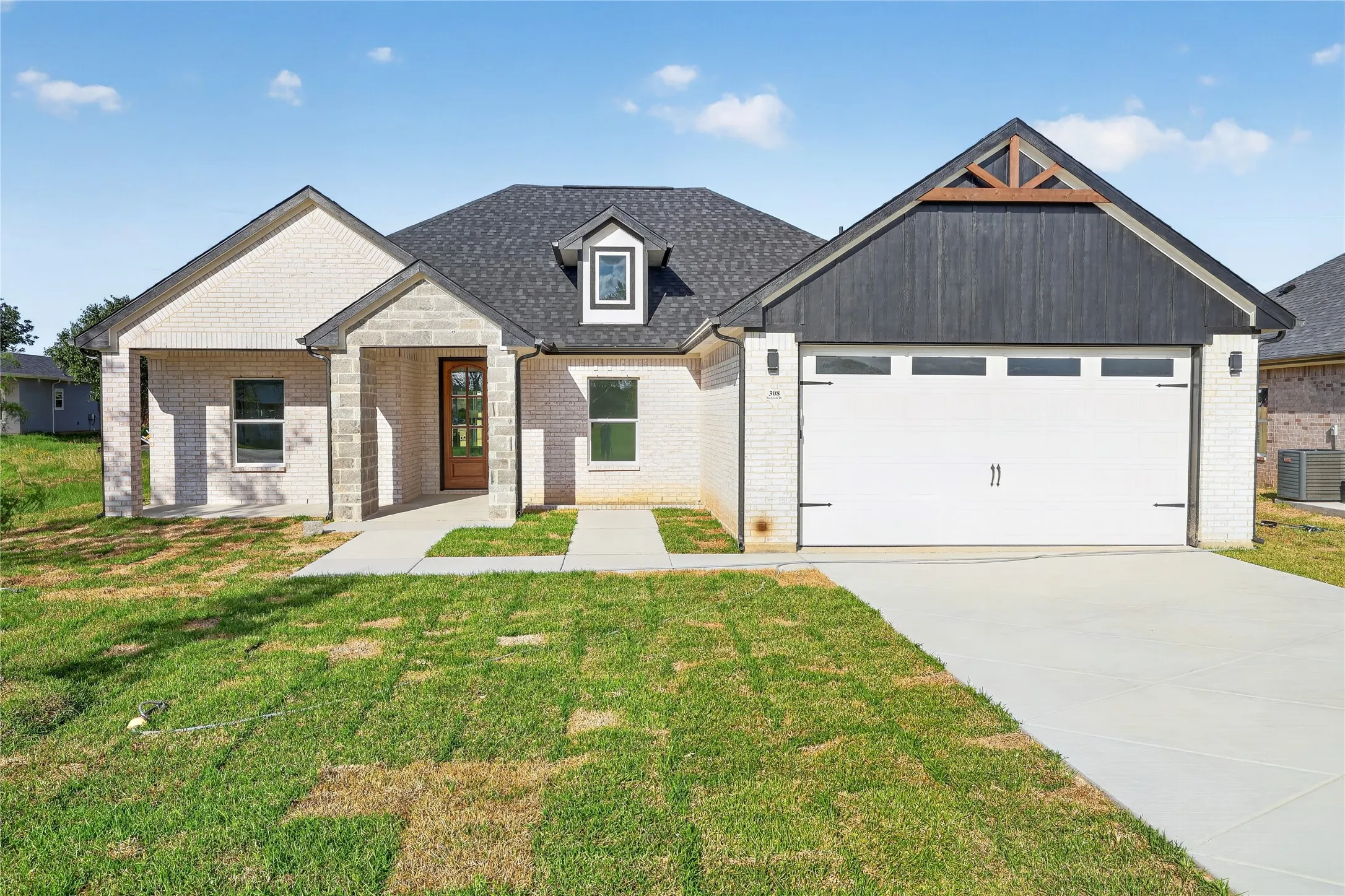 Single Family Residence For Sale in Henderson County , 308 Backlash Drive, Gun Barrel City, Texas 75156, 3 Bedroom, 2 Bathroom, 2 Garage spaces, 1,635 Sqft, built in 2026, mls#21298741, Real Estate Agent in Gun Barrel City, Homes For Sale in Henderson county, Homes For Sale in Gun Barrel City, Realtor in Gun Barrel City Texas, Real Estate Brokerage Independent Realty Texas, Luminita Cordes Realtor