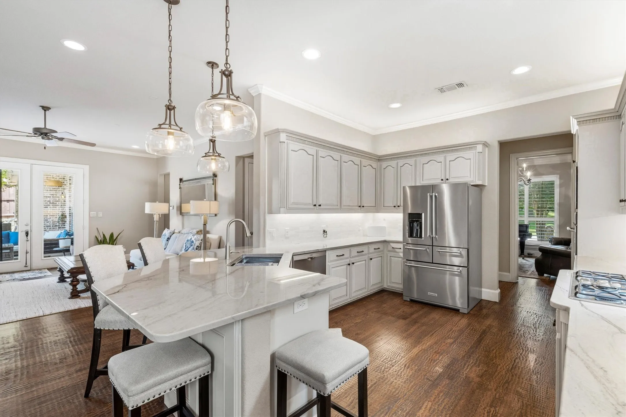 Single Family Residence For Sale in Collin County , 2104 Camden, Mc Kinney, Texas 75070, 4 Bedroom, 3 Bathroom, 3 Garage spaces, 3,776 Sqft, built in 2004, mls#21297526, Real Estate Agent in Mc Kinney, Homes For Sale in Collin county, Homes For Sale in Mc Kinney, Realtor in Mc Kinney Texas, Real Estate Brokerage Independent Realty Texas, Luminita Cordes Realtor