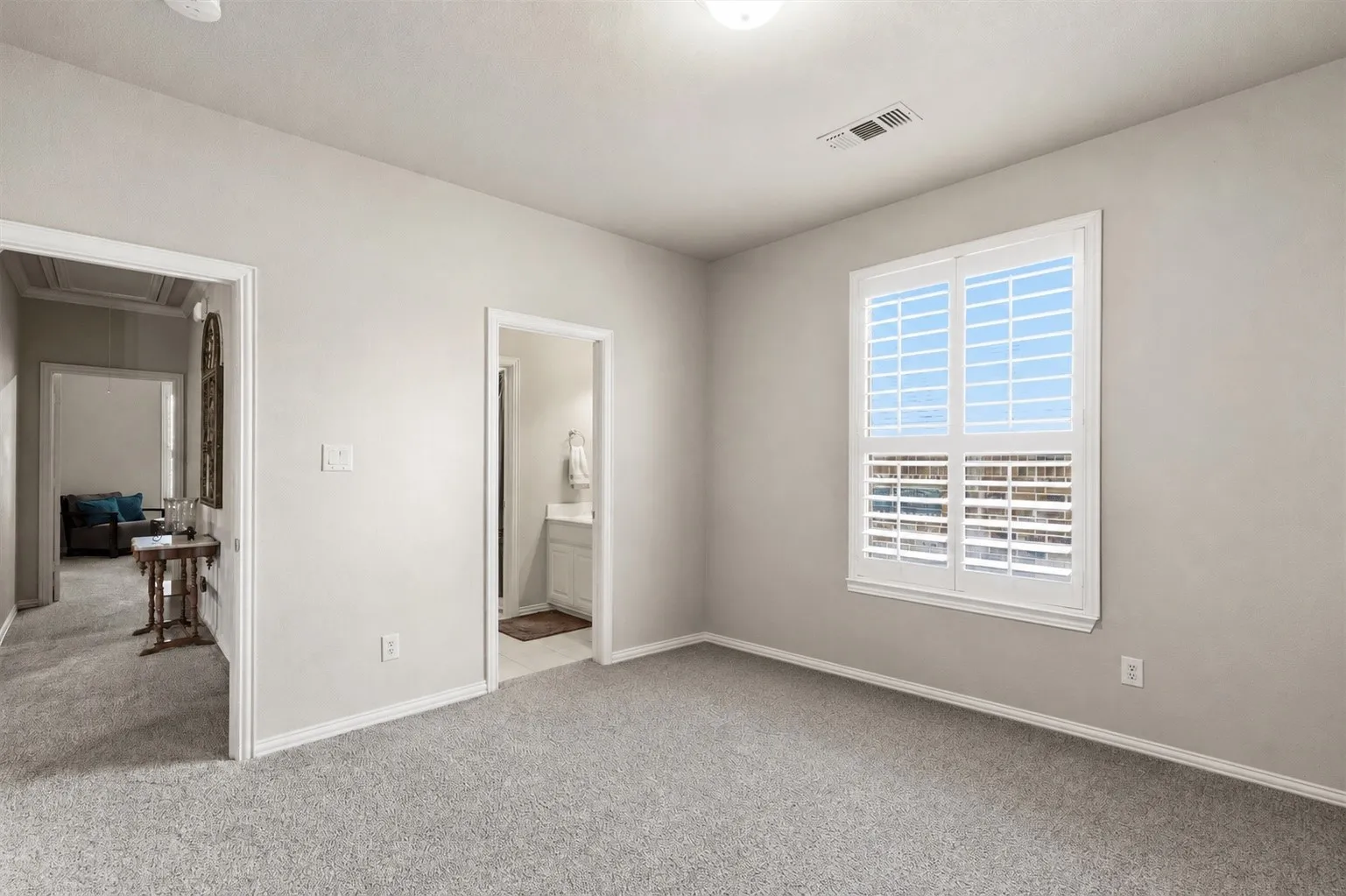 Single Family Residence For Sale in Collin County , 2104 Camden, Mc Kinney, Texas 75070, 4 Bedroom, 3 Bathroom, 3 Garage spaces, 3,776 Sqft, built in 2004, mls#21297526, Real Estate Agent in Mc Kinney, Homes For Sale in Collin county, Homes For Sale in Mc Kinney, Realtor in Mc Kinney Texas, Real Estate Brokerage Independent Realty Texas, Luminita Cordes Realtor
