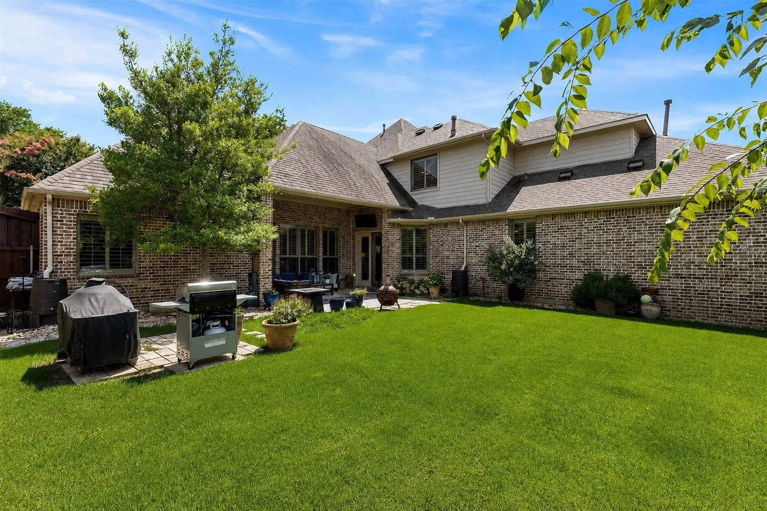 Single Family Residence For Sale in Collin County , 2104 Camden, Mc Kinney, Texas 75070, 4 Bedroom, 3 Bathroom, 3 Garage spaces, 3,776 Sqft, built in 2004, mls#21297526, Real Estate Agent in Mc Kinney, Homes For Sale in Collin county, Homes For Sale in Mc Kinney, Realtor in Mc Kinney Texas, Real Estate Brokerage Independent Realty Texas, Luminita Cordes Realtor