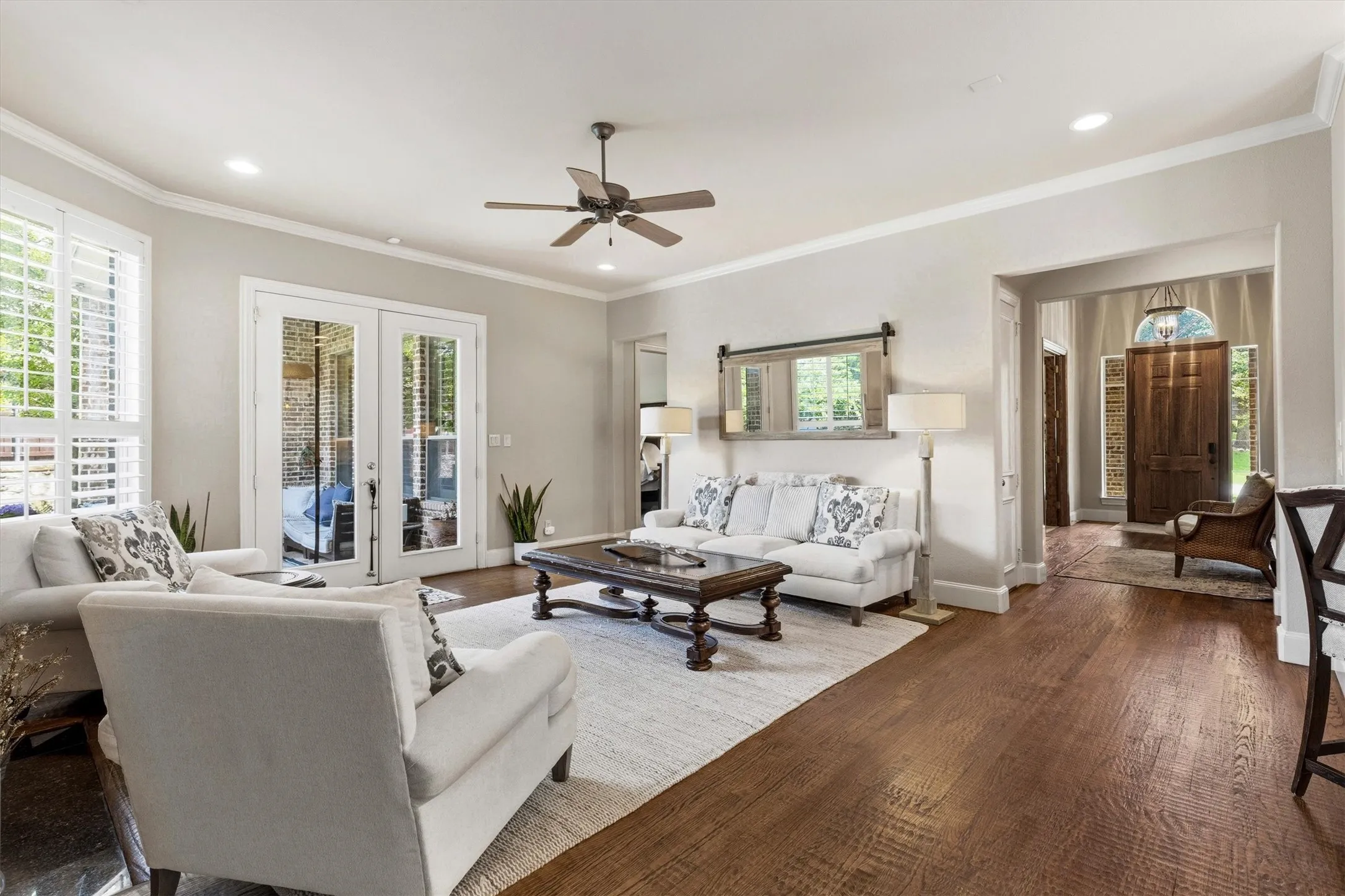 Single Family Residence For Sale in Collin County , 2104 Camden, Mc Kinney, Texas 75070, 4 Bedroom, 3 Bathroom, 3 Garage spaces, 3,776 Sqft, built in 2004, mls#21297526, Real Estate Agent in Mc Kinney, Homes For Sale in Collin county, Homes For Sale in Mc Kinney, Realtor in Mc Kinney Texas, Real Estate Brokerage Independent Realty Texas, Luminita Cordes Realtor