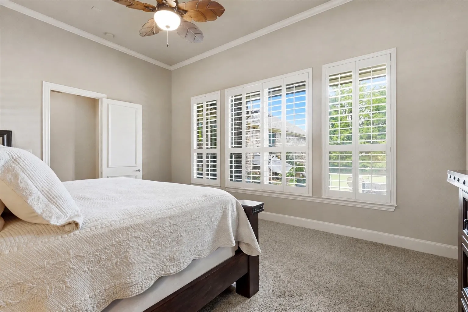 Single Family Residence For Sale in Collin County , 2104 Camden, Mc Kinney, Texas 75070, 4 Bedroom, 3 Bathroom, 3 Garage spaces, 3,776 Sqft, built in 2004, mls#21297526, Real Estate Agent in Mc Kinney, Homes For Sale in Collin county, Homes For Sale in Mc Kinney, Realtor in Mc Kinney Texas, Real Estate Brokerage Independent Realty Texas, Luminita Cordes Realtor
